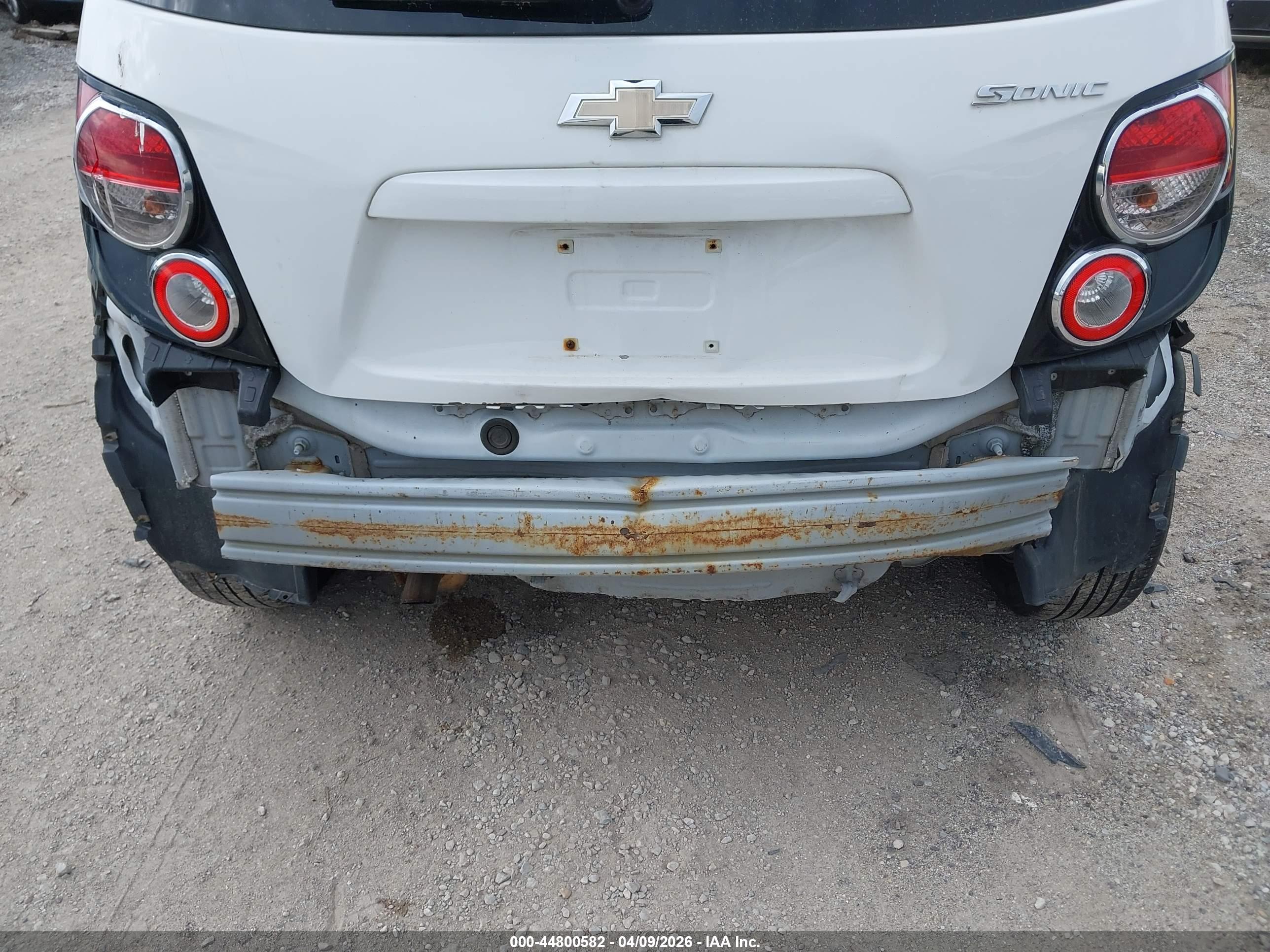 CHEVROLET SONIC image 6