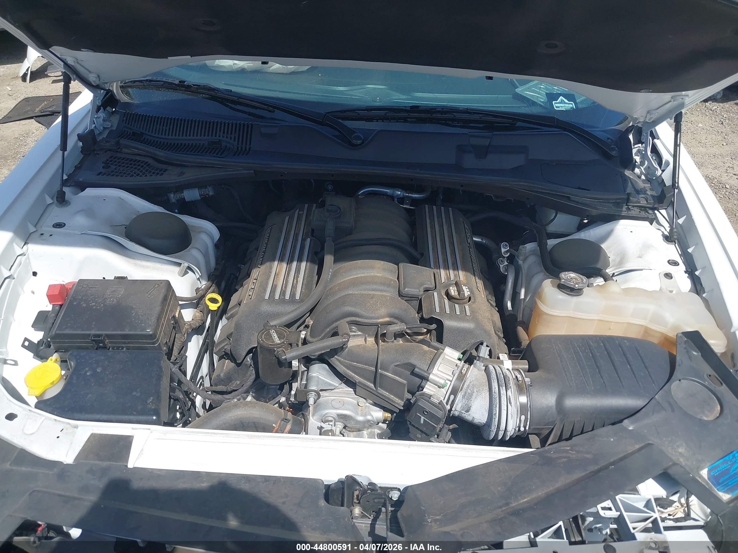 DODGE CHALLENGER image 10