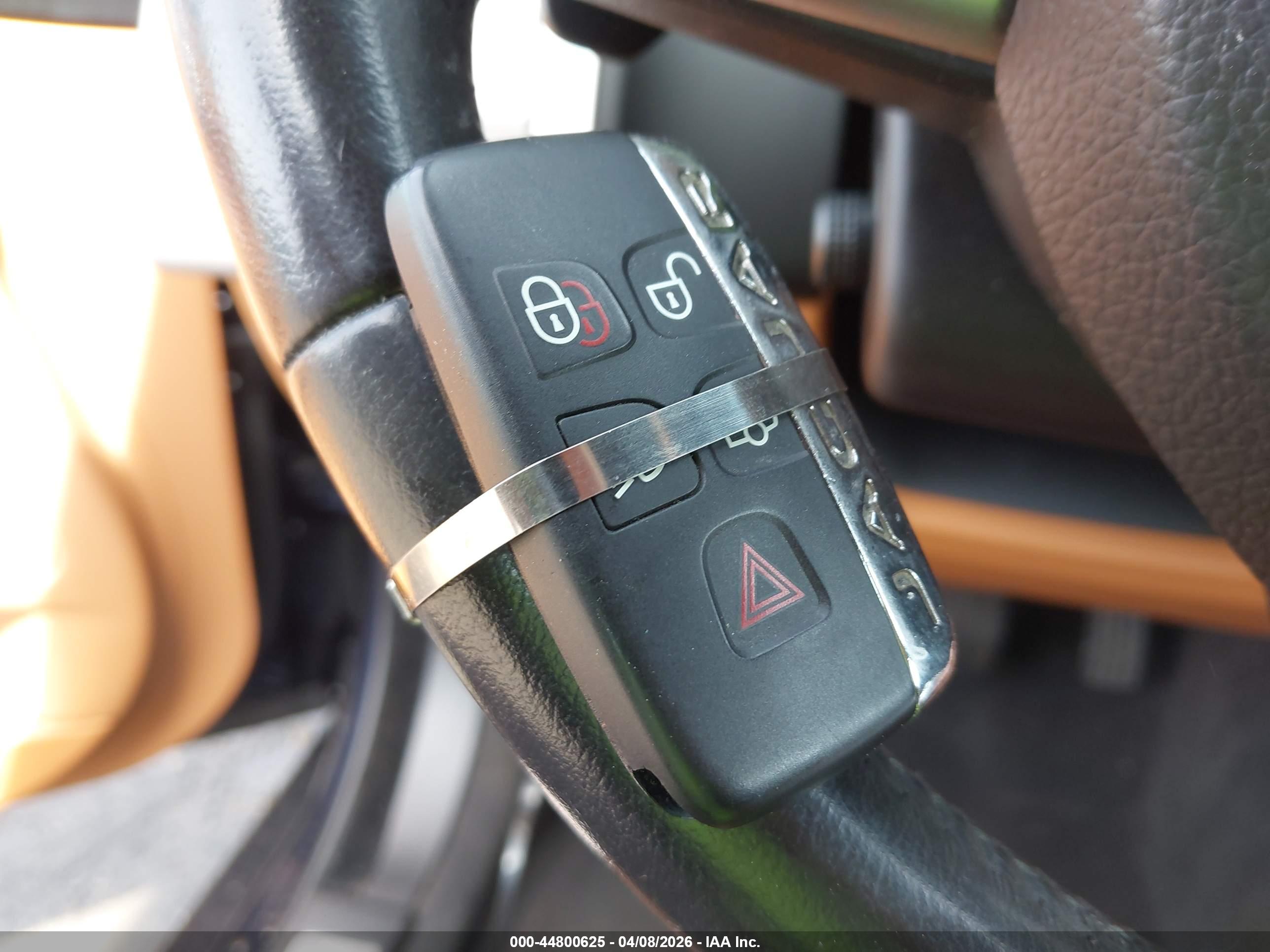 JAGUAR XF image 11
