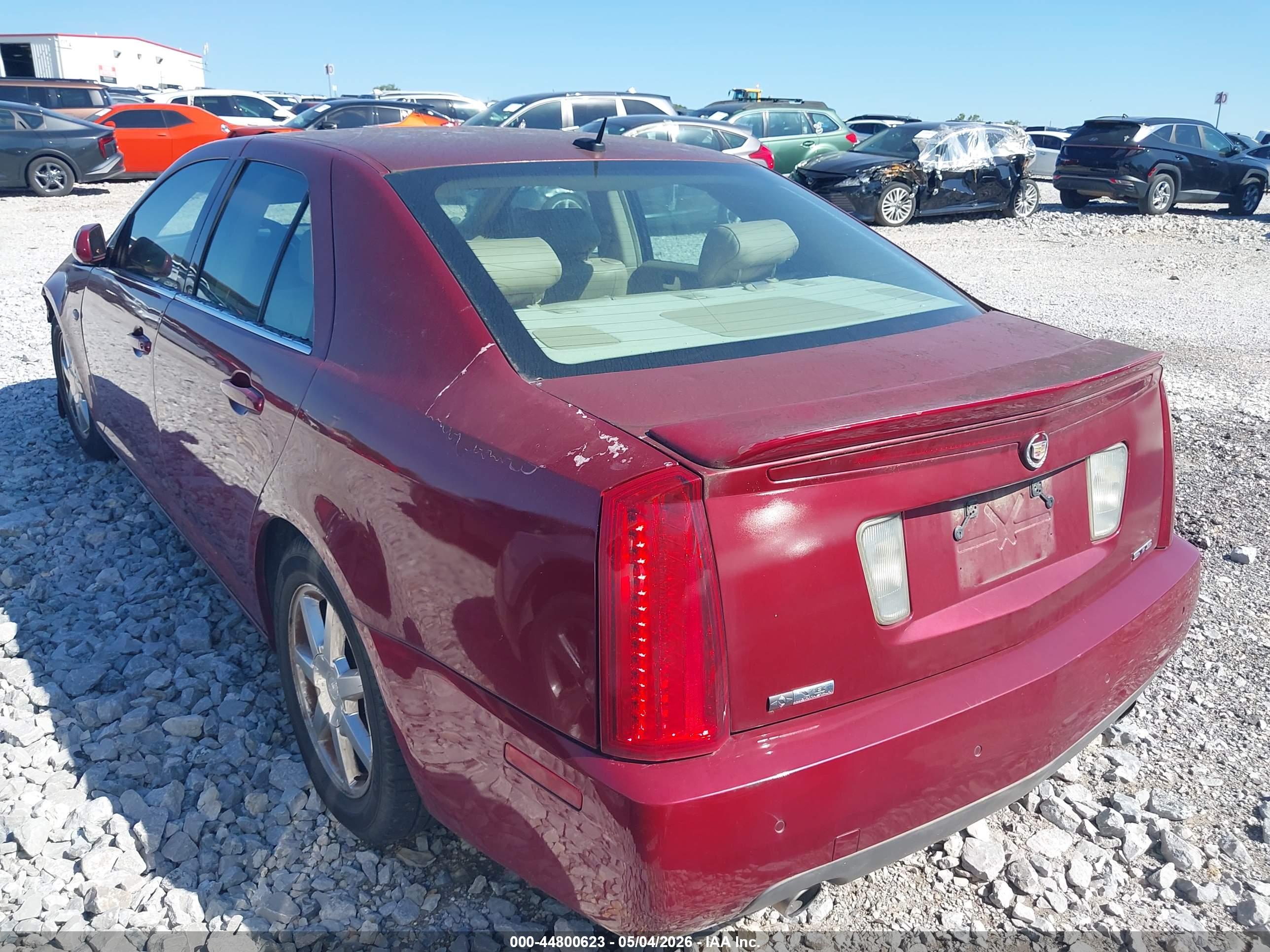 CADILLAC STS image 3