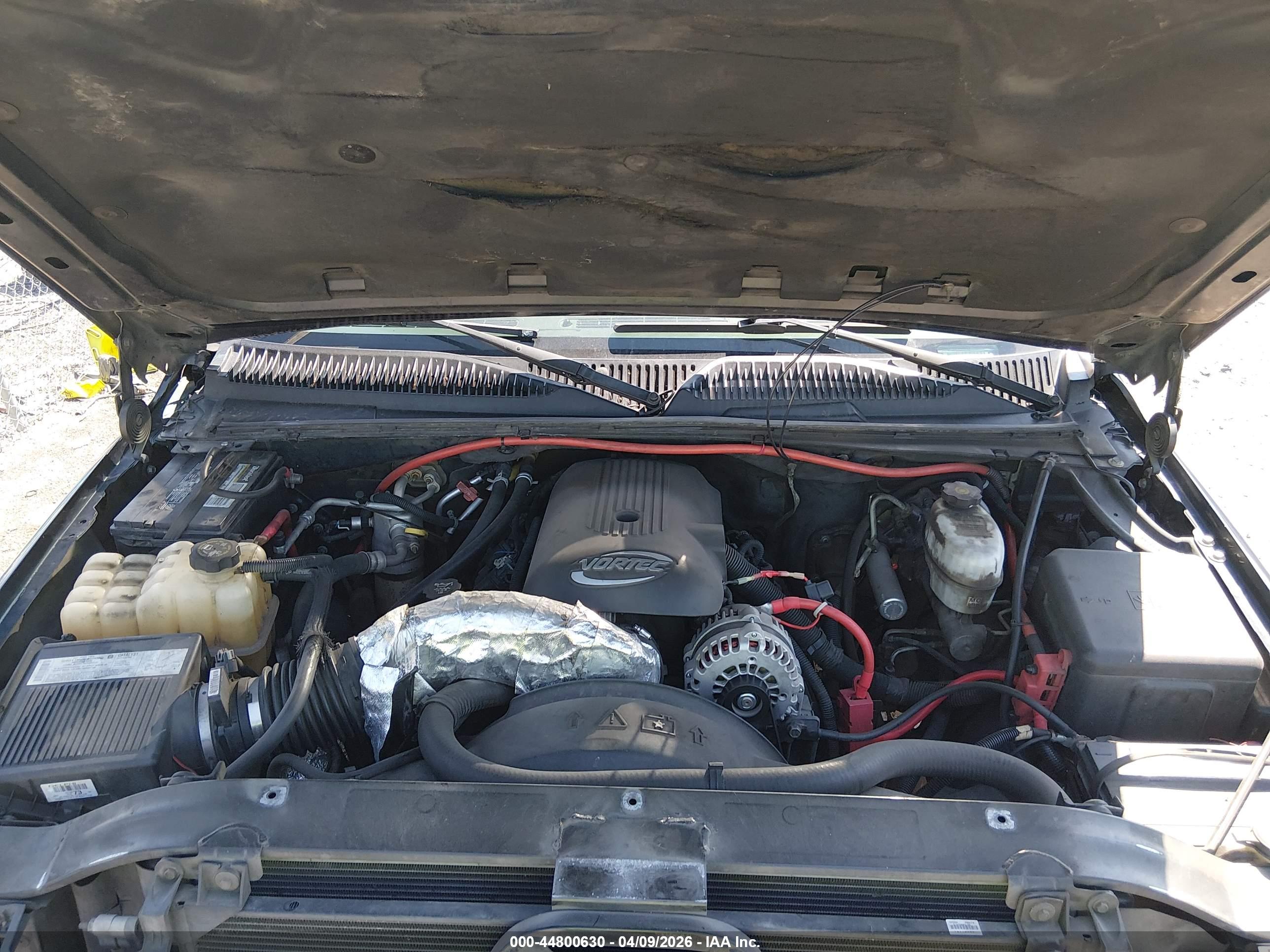 CHEVROLET TAHOE image 10