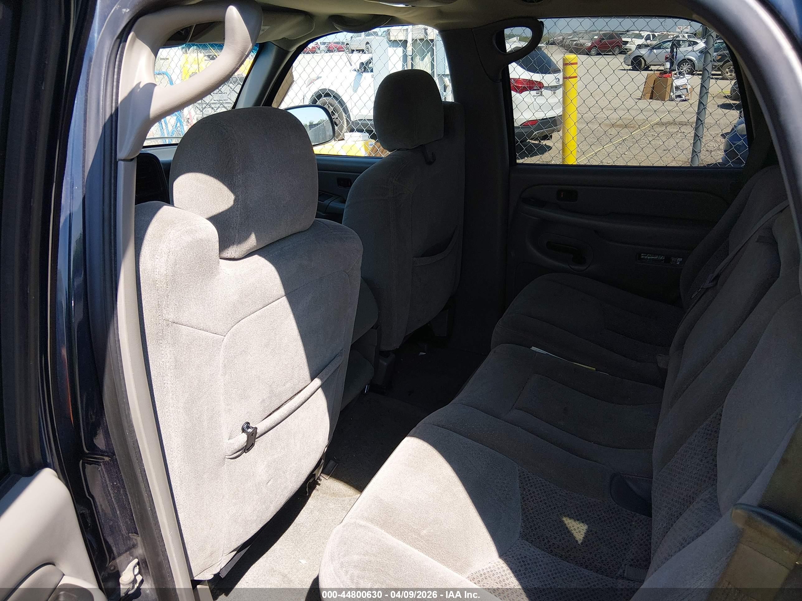 CHEVROLET TAHOE image 8