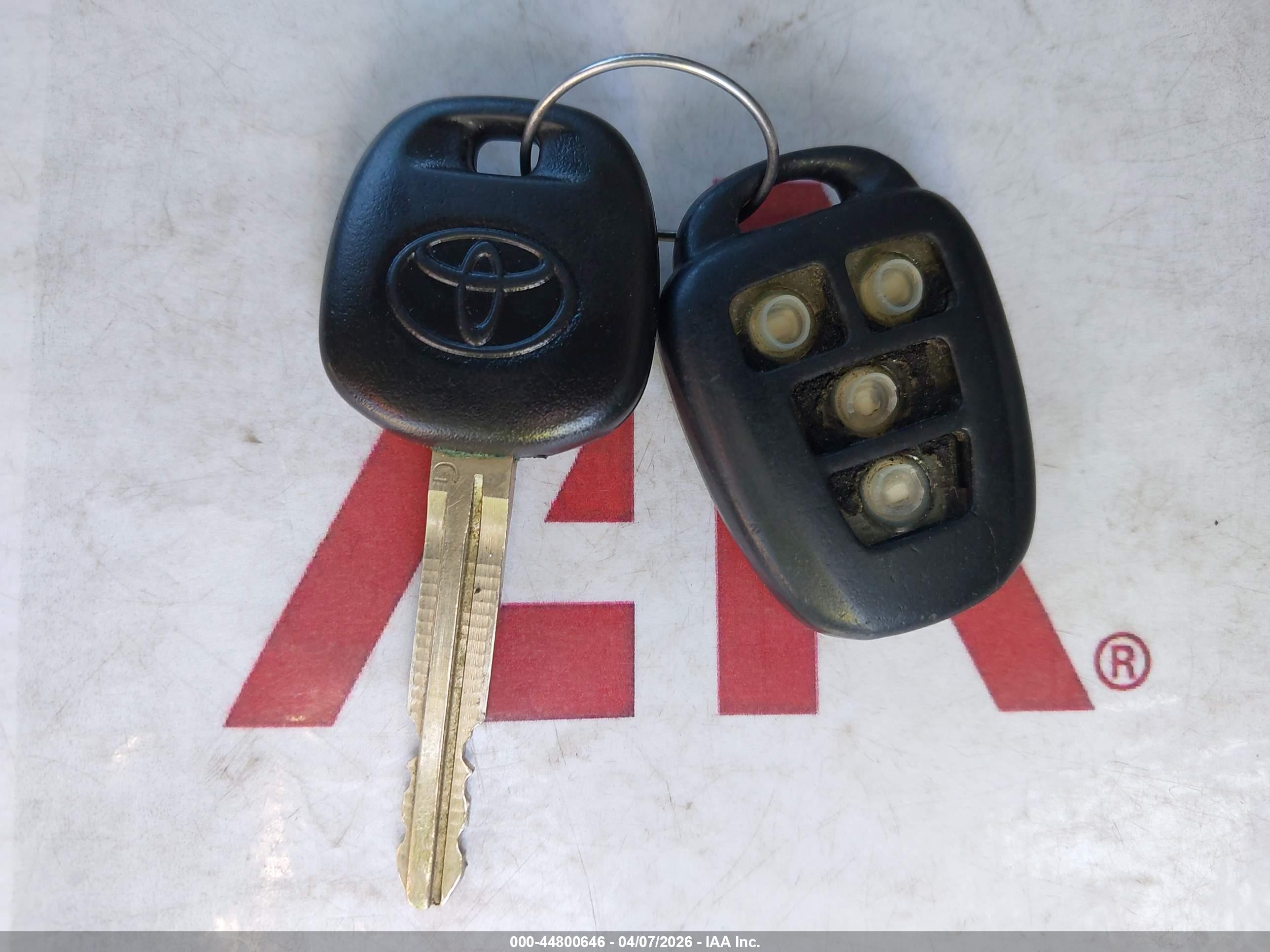 TOYOTA CAMRY image 11