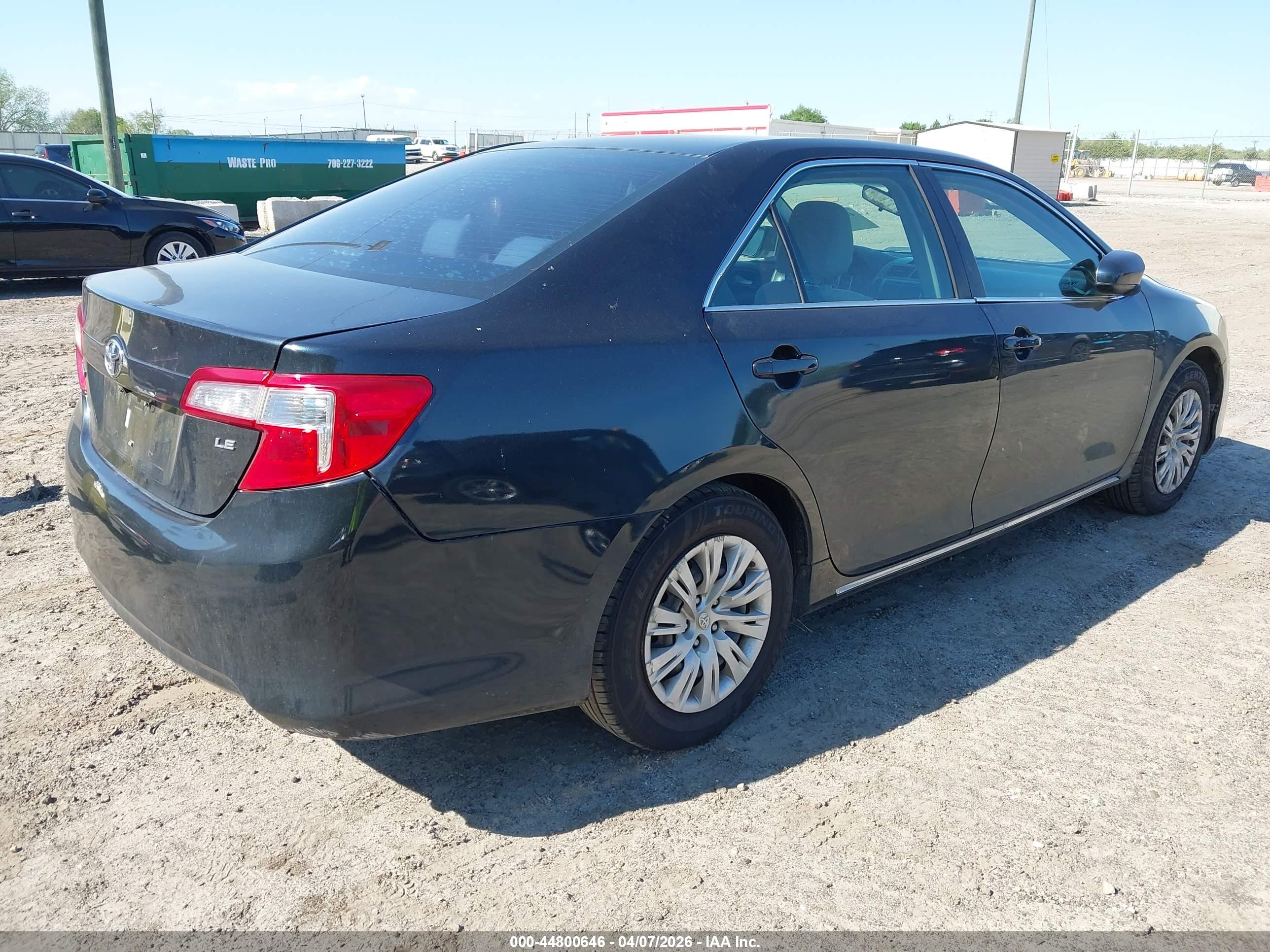 TOYOTA CAMRY image 4