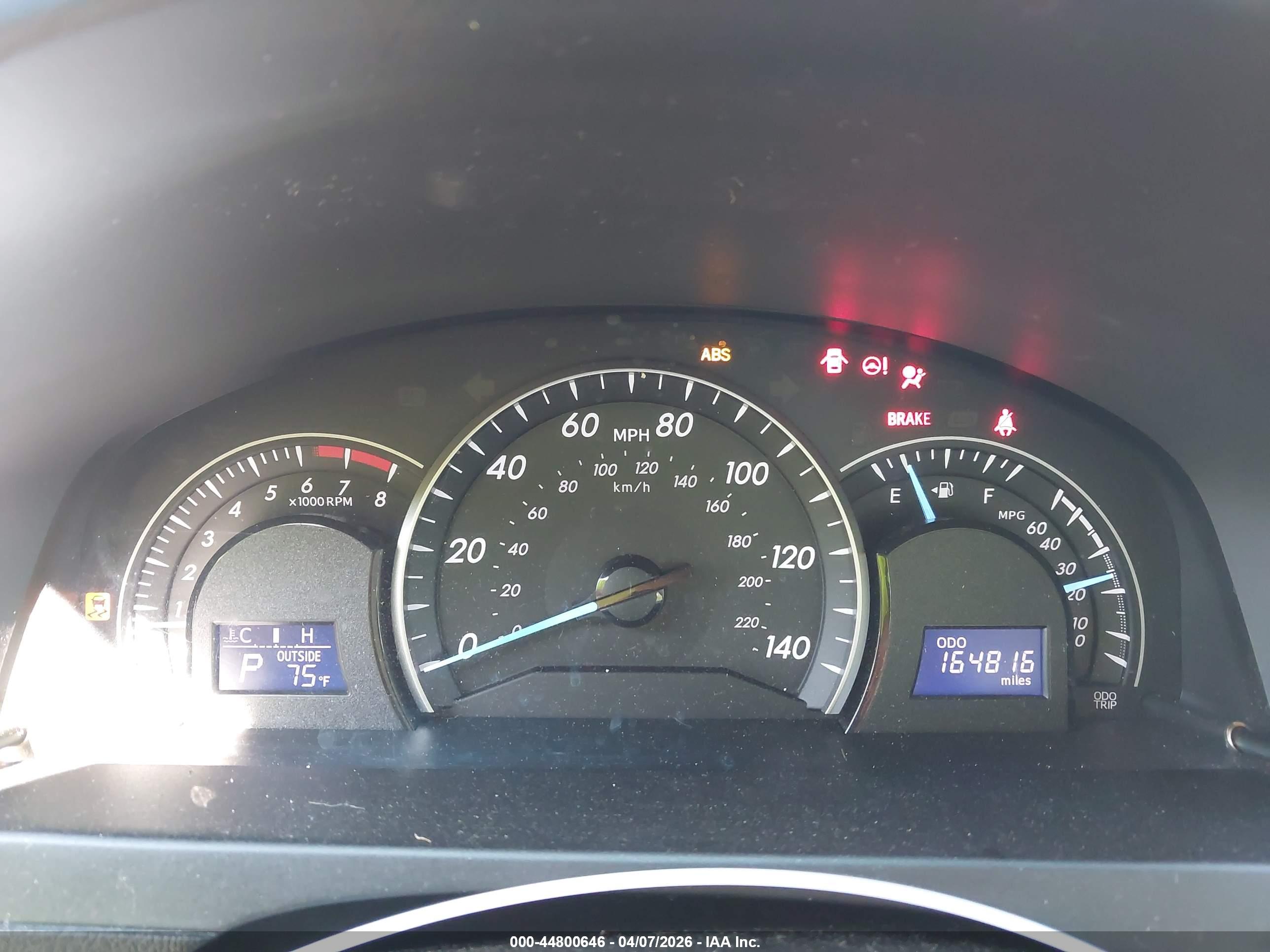 TOYOTA CAMRY image 7