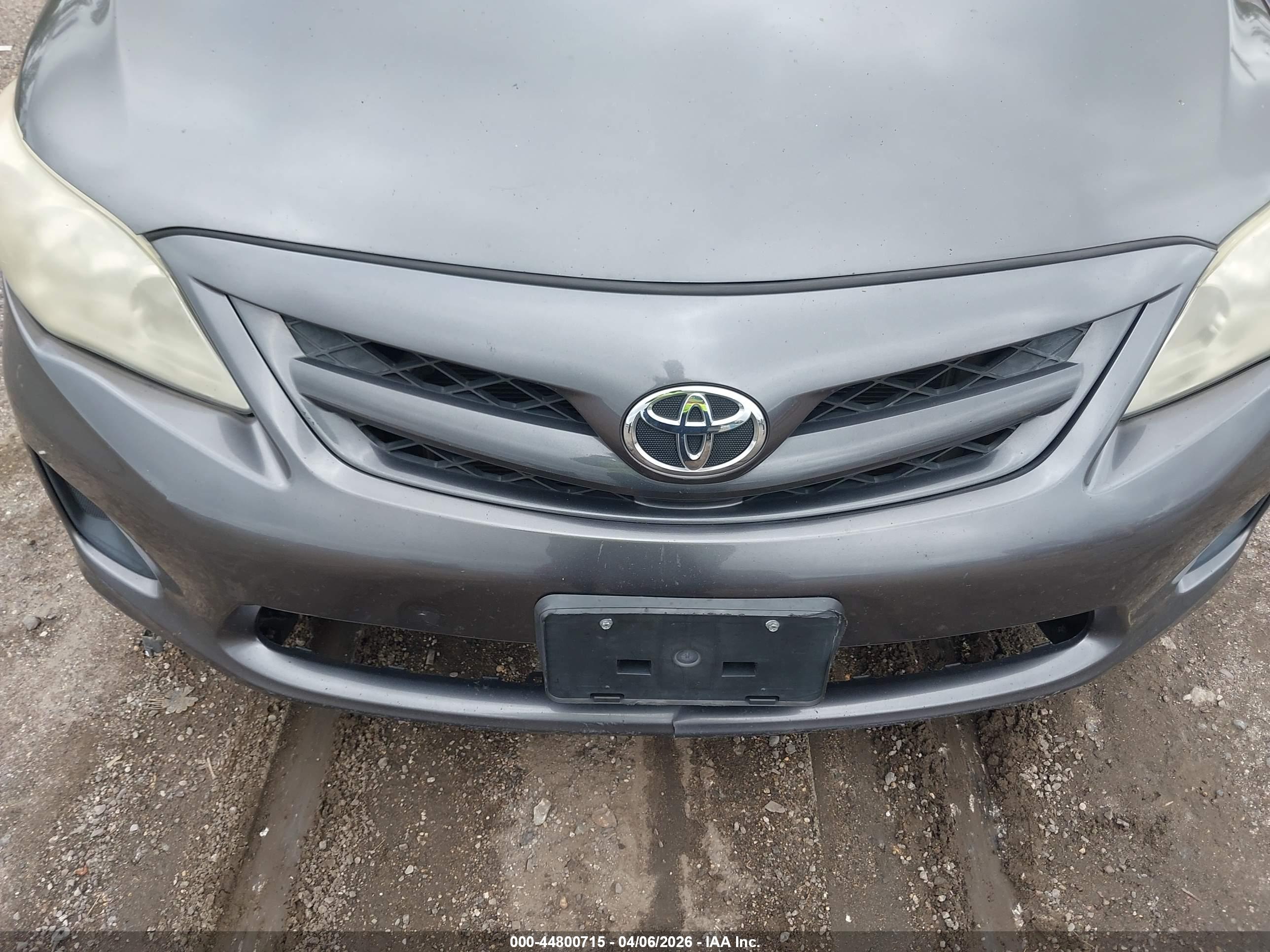 TOYOTA COROLLA image 6