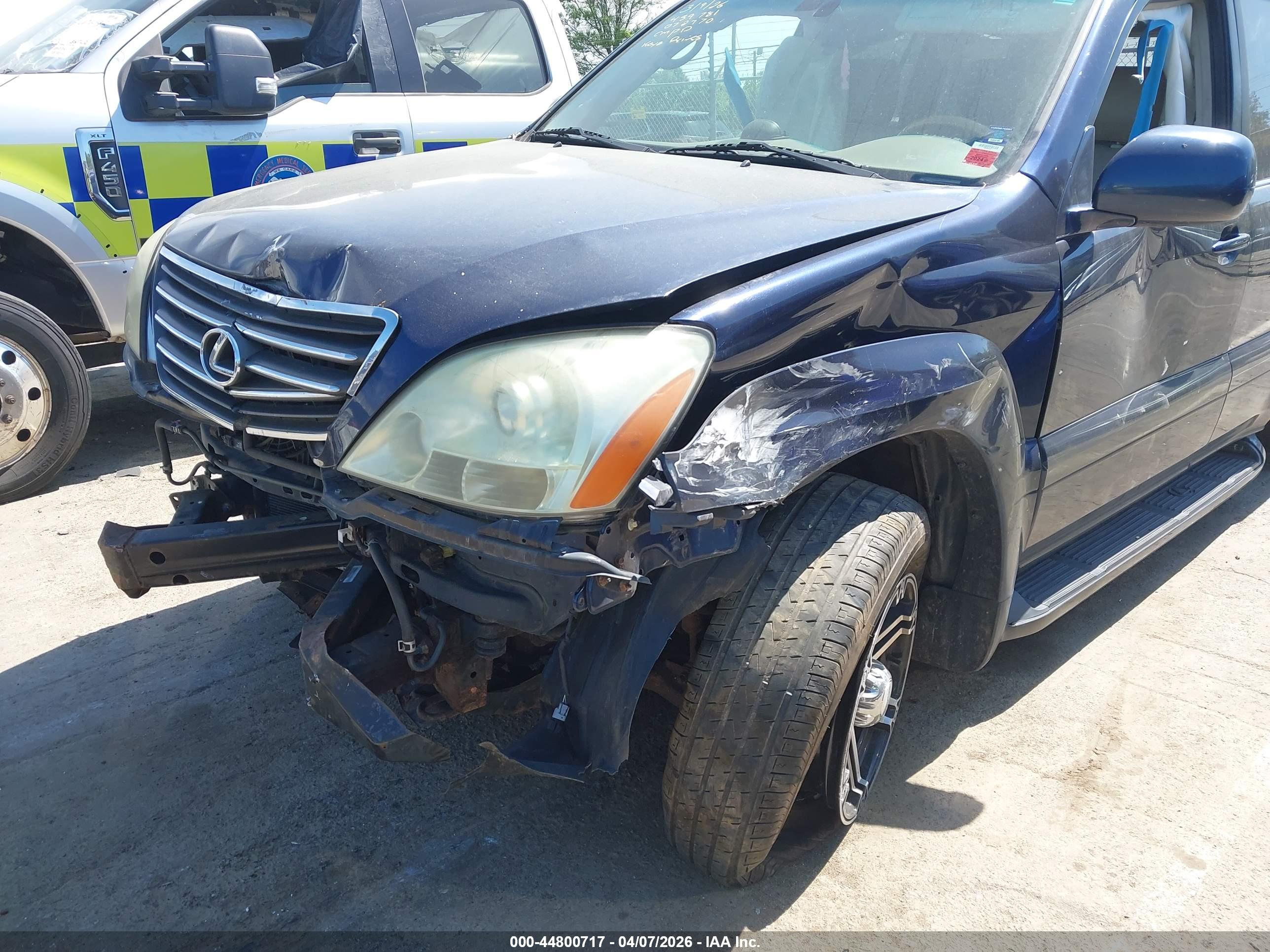 LEXUS GX image 6