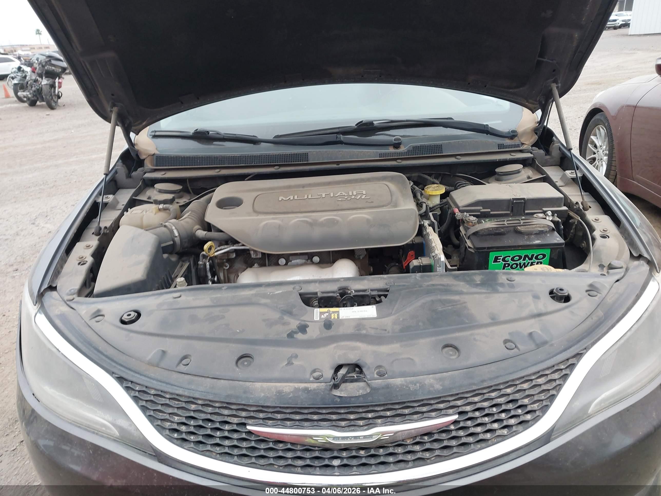CHRYSLER 200 image 10