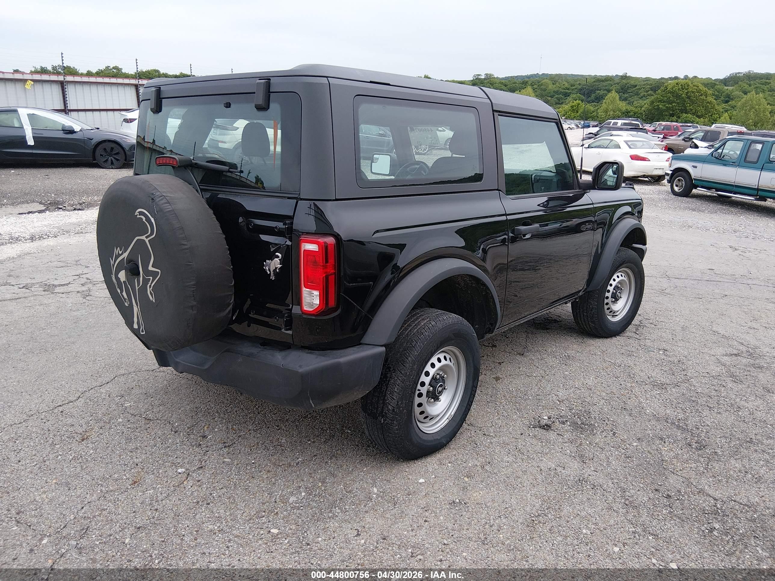 FORD BRONCO image 4