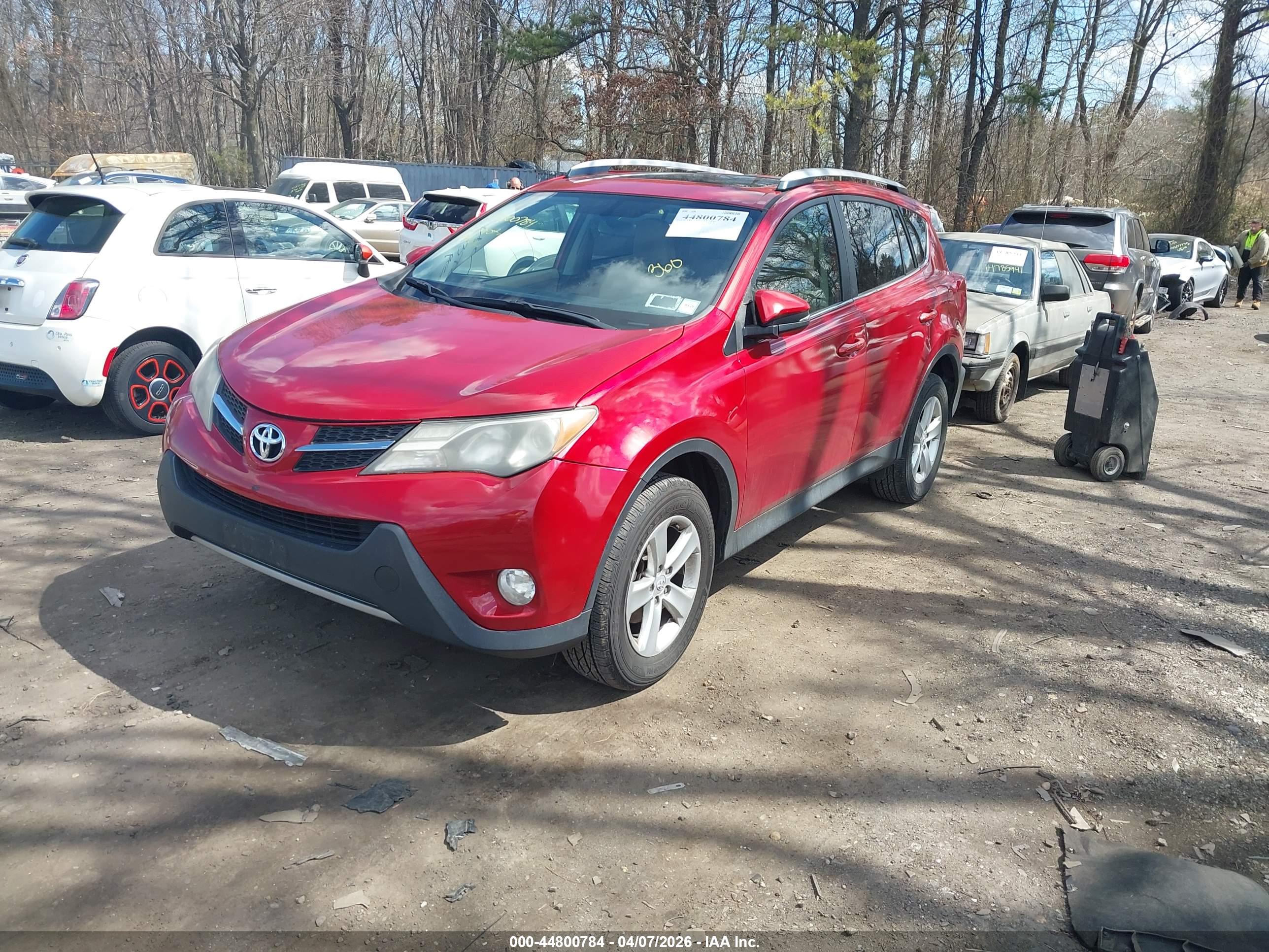 TOYOTA RAV4 image 2