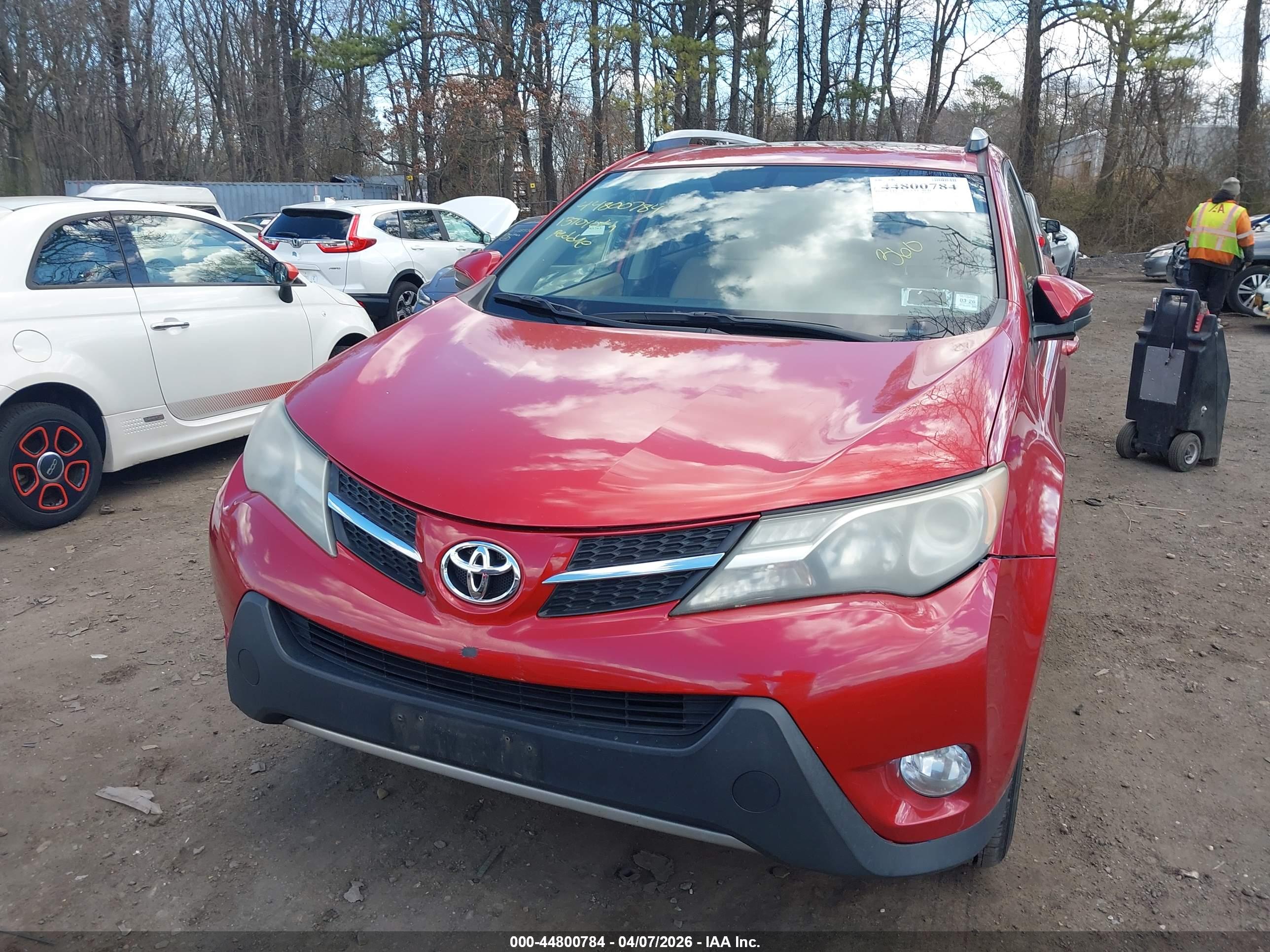TOYOTA RAV4 image 6