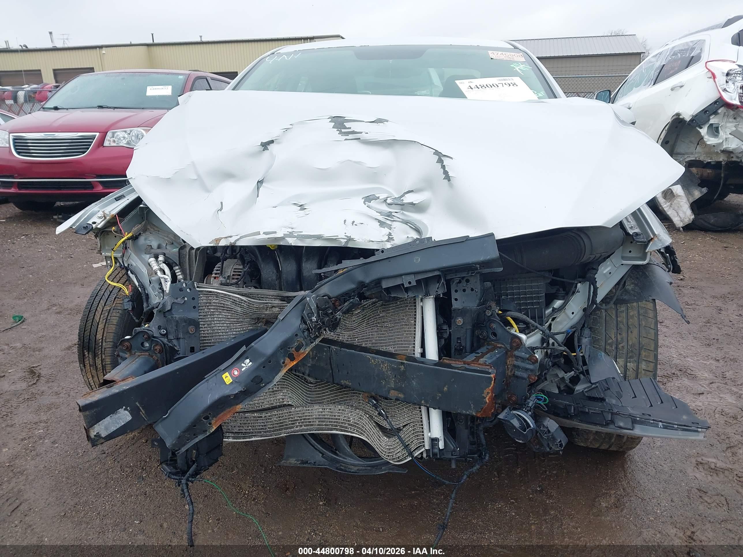 HYUNDAI ELANTRA image 6