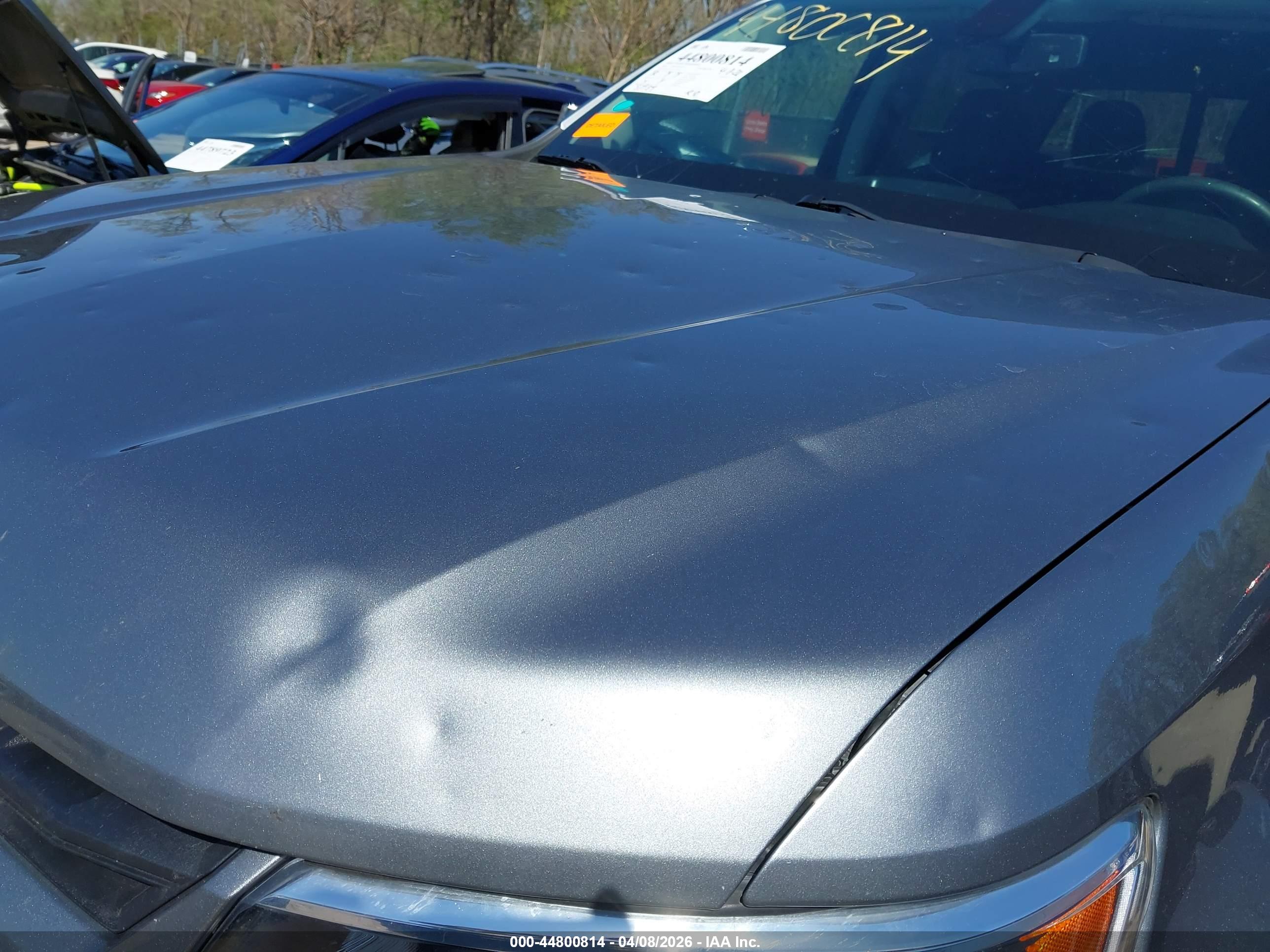 CHEVROLET COLORADO image 6