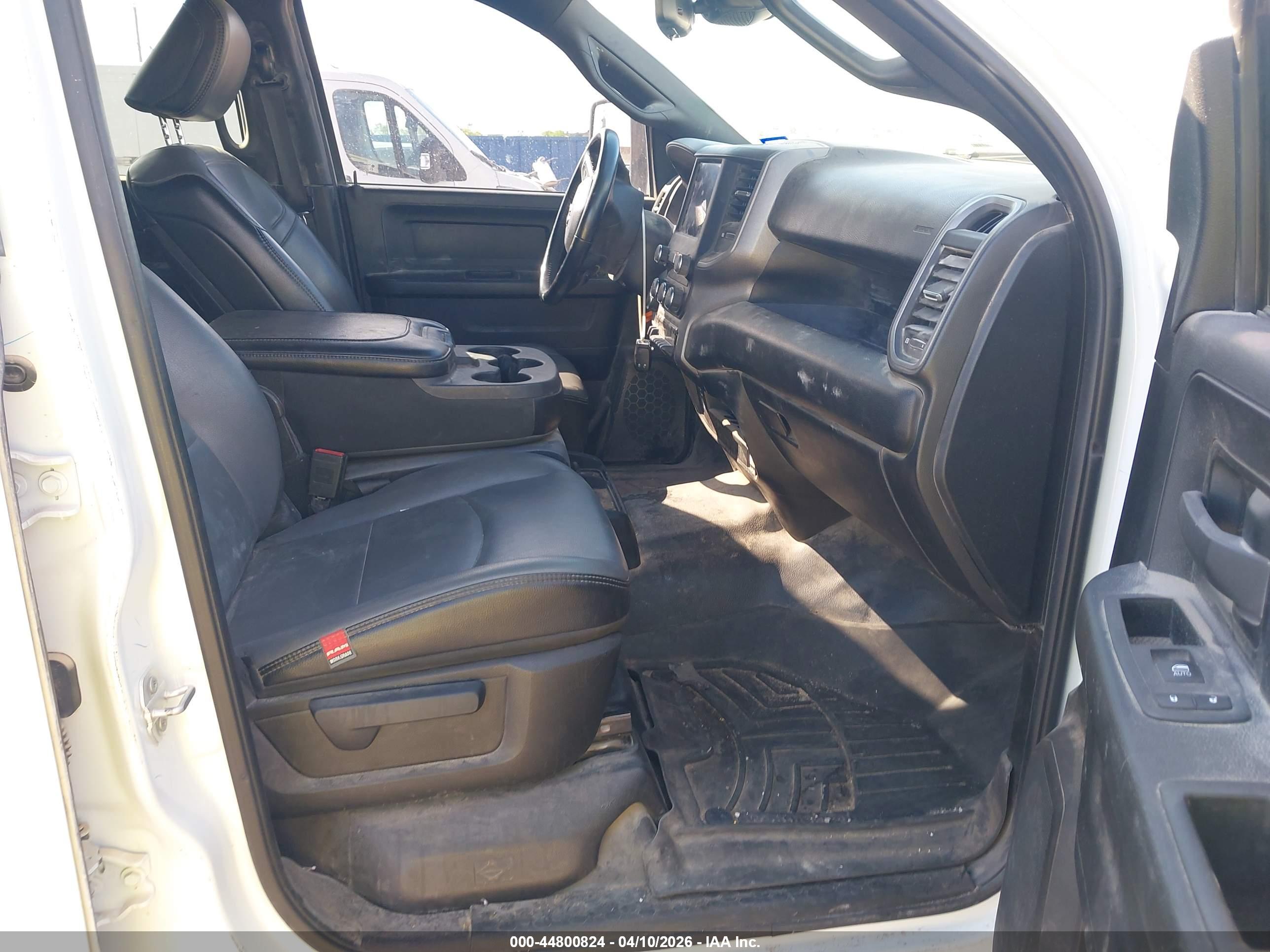 RAM 2500 image 5
