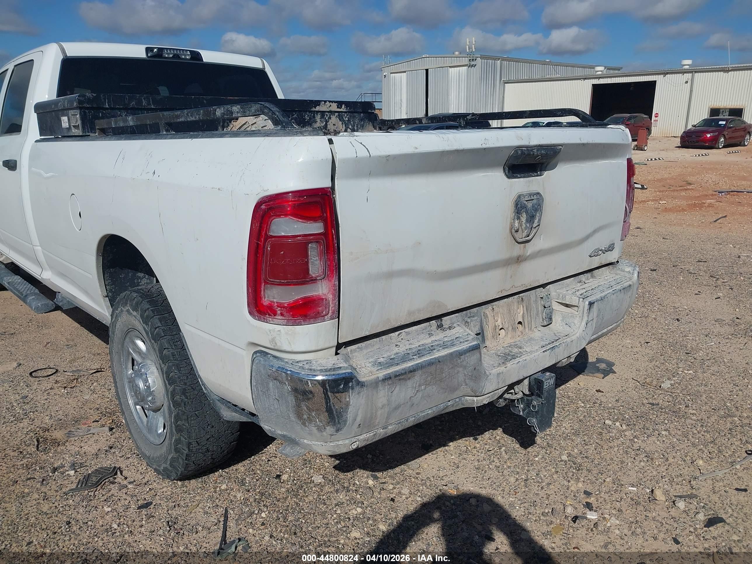 RAM 2500 image 6