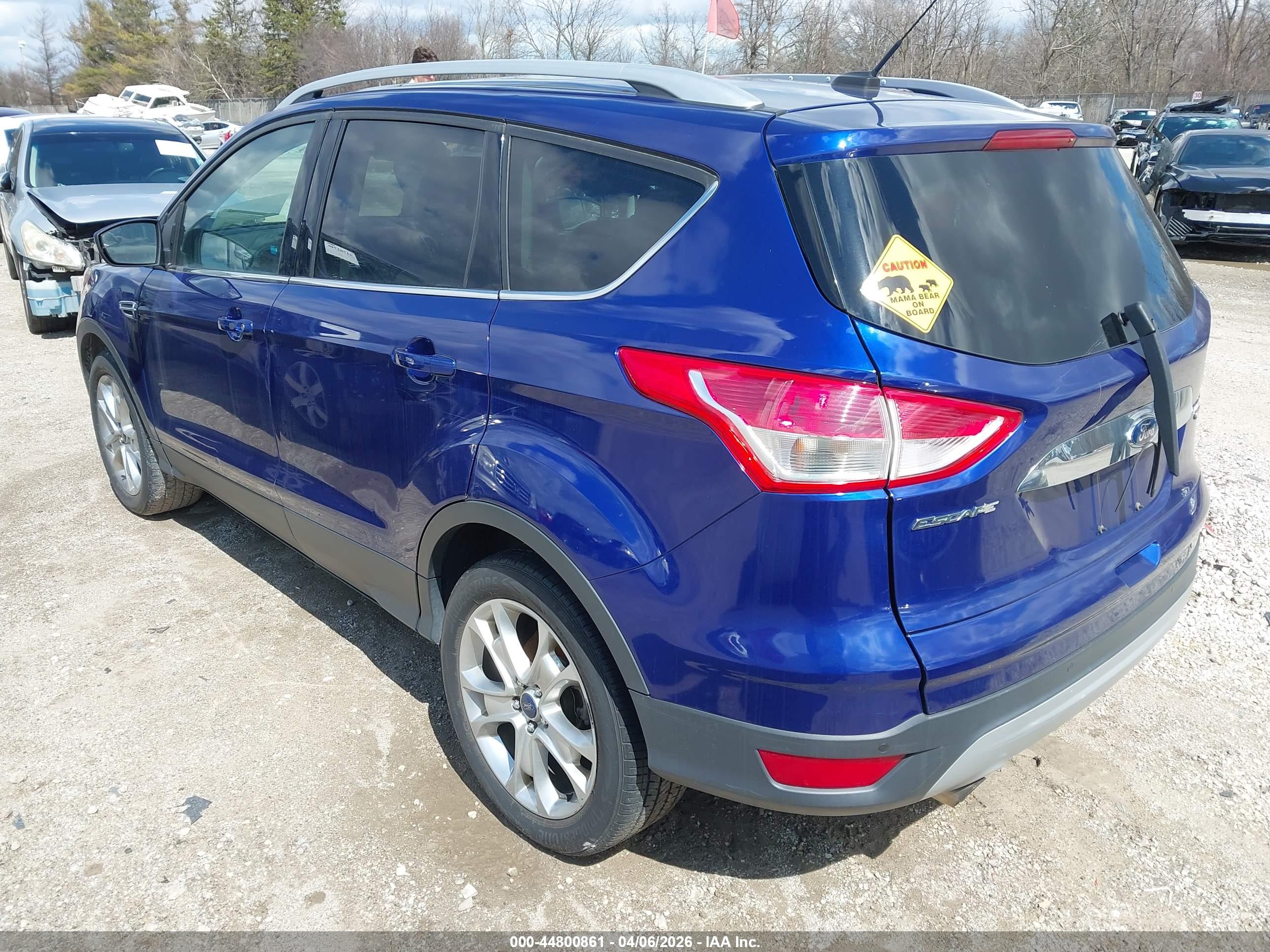 FORD ESCAPE image 3