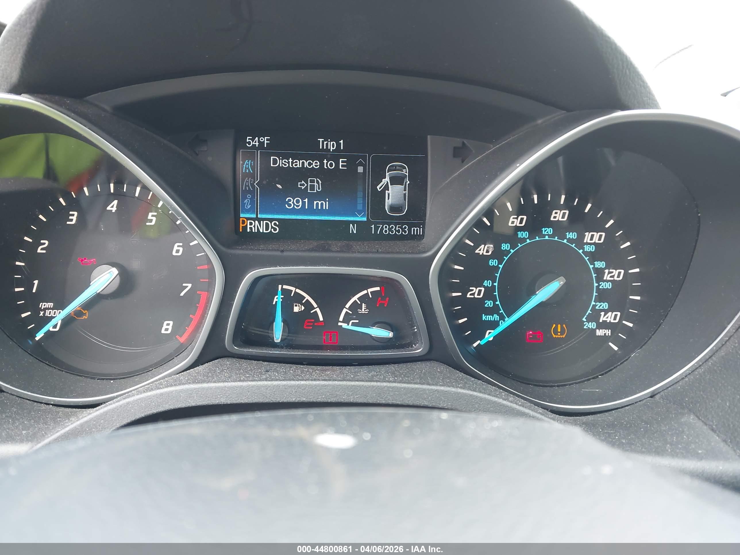 FORD ESCAPE image 7