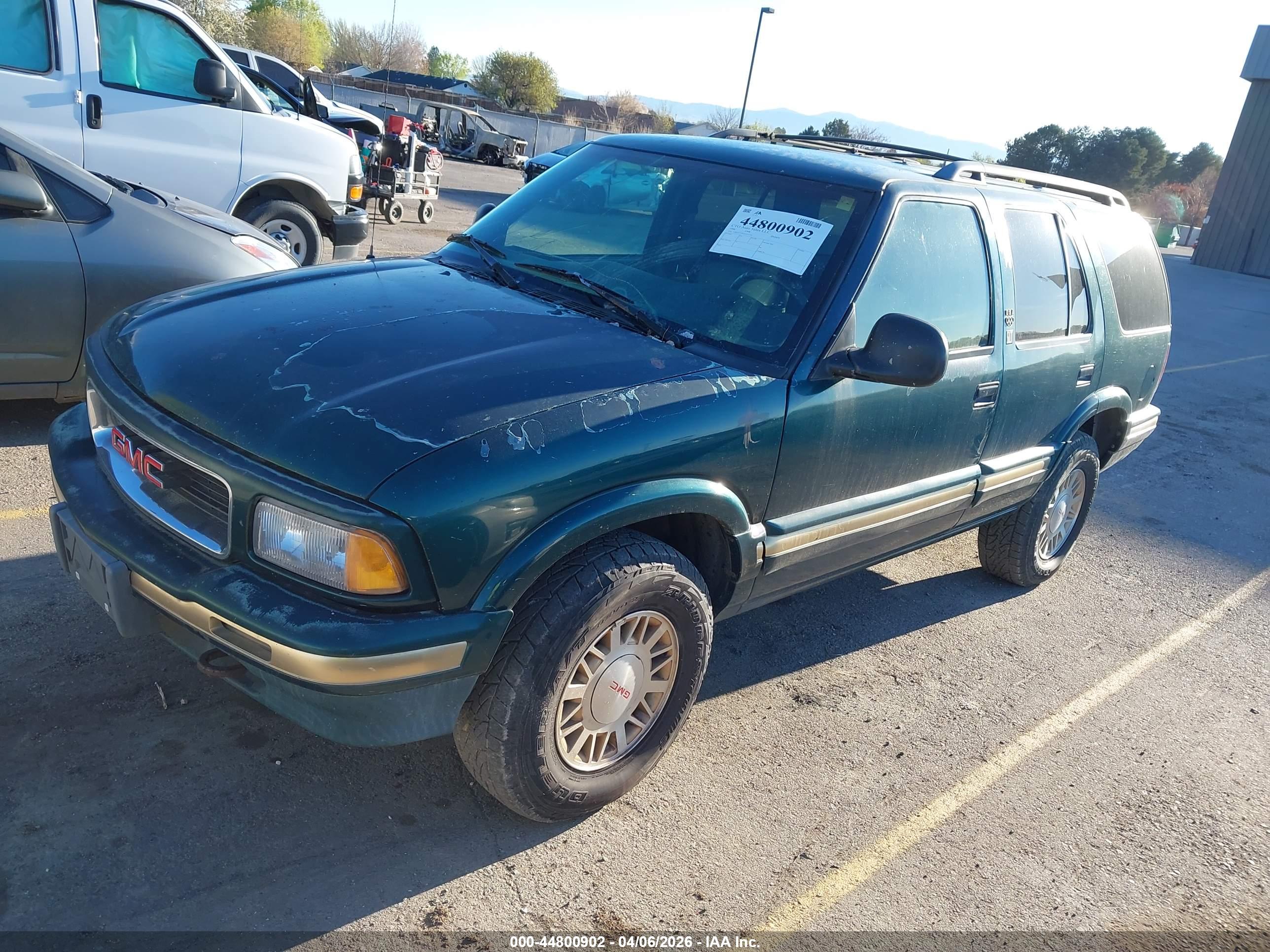 GMC JIMMY image 2