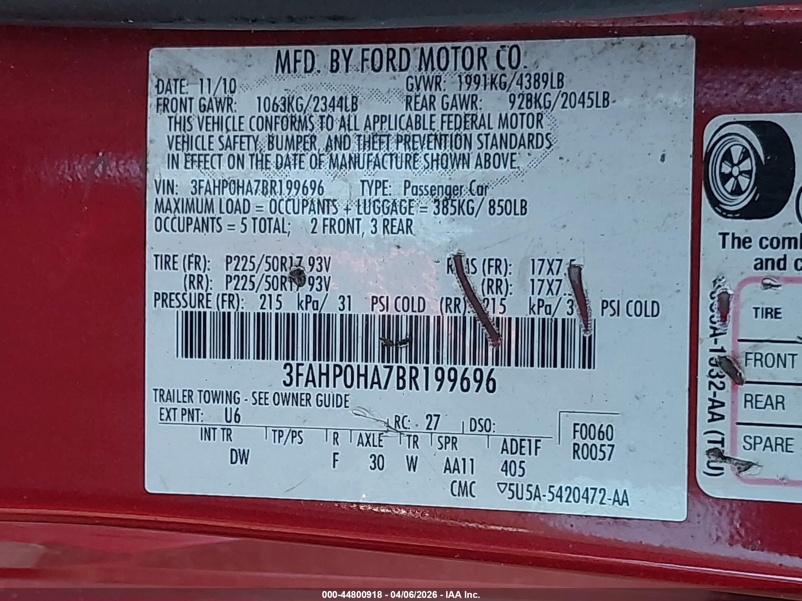 FORD FUSION image 9