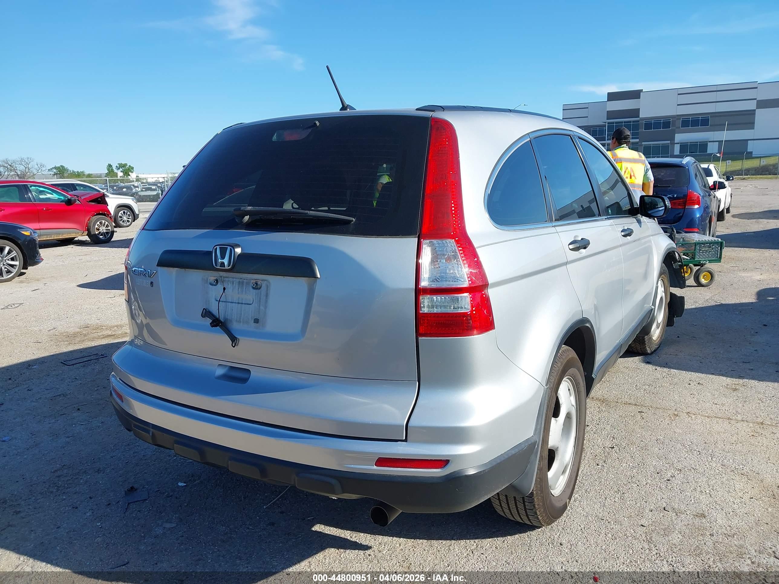 HONDA CR-V image 4