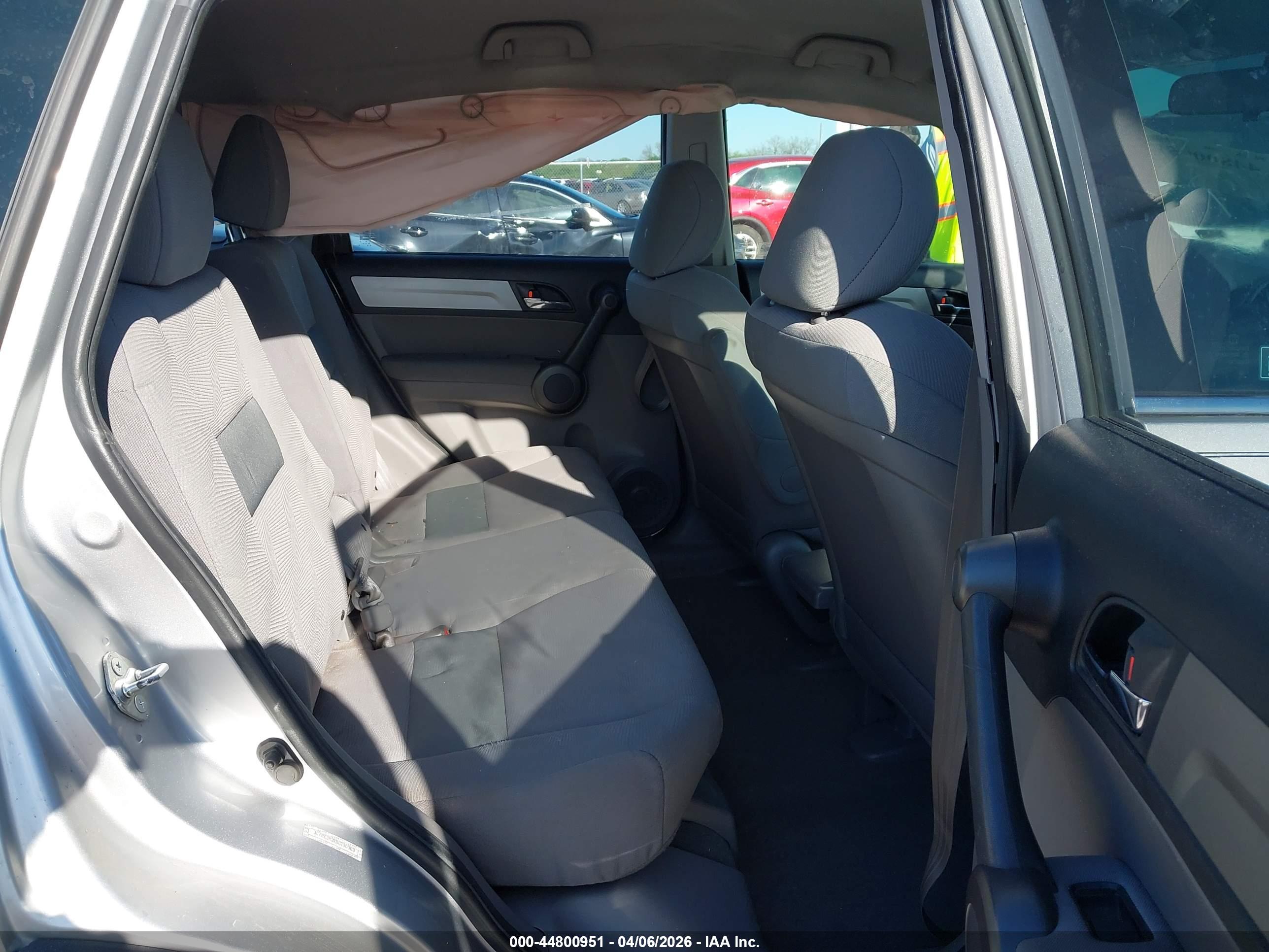 HONDA CR-V image 8