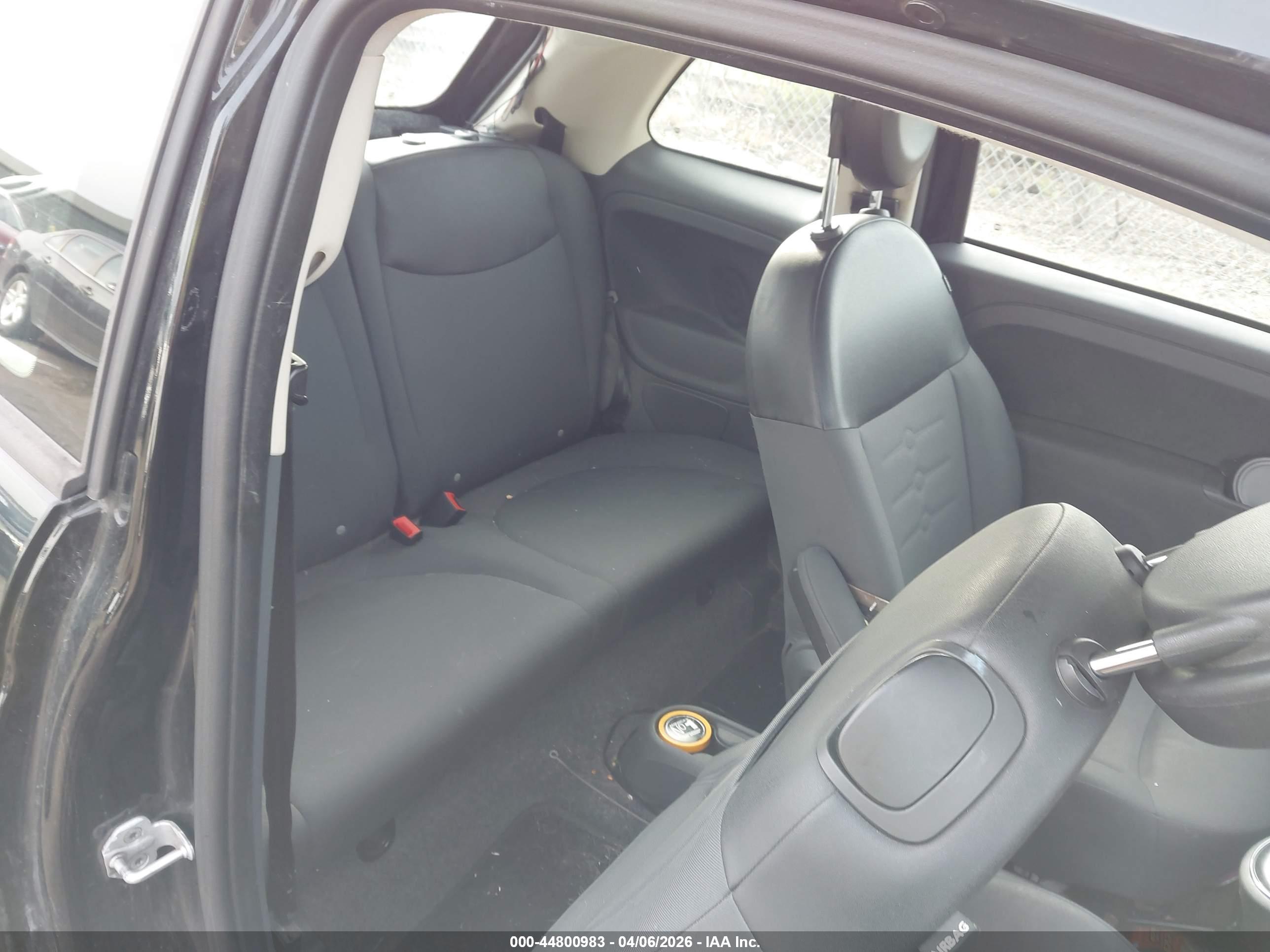 FIAT 500 image 8
