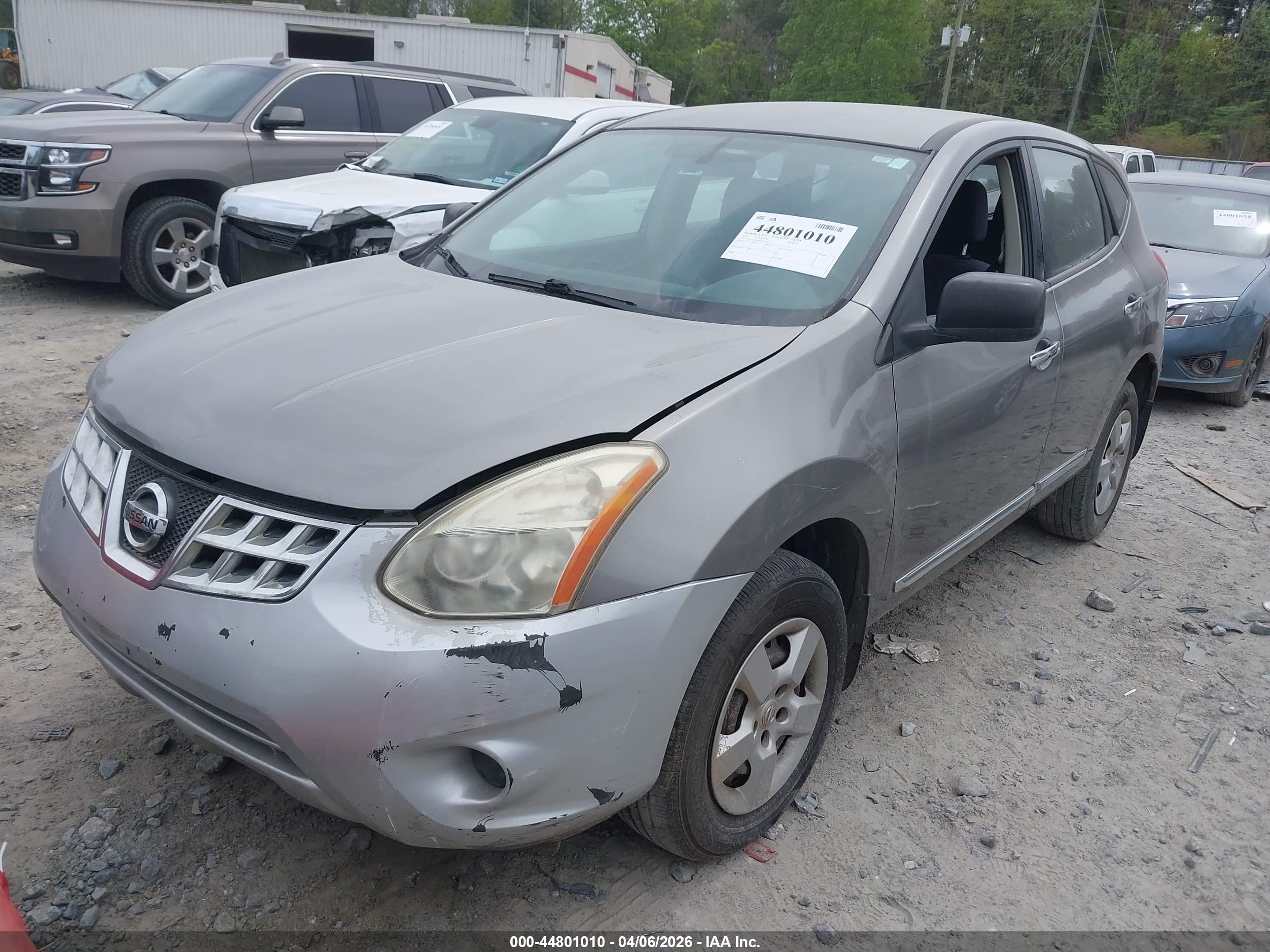 NISSAN ROGUE image 2