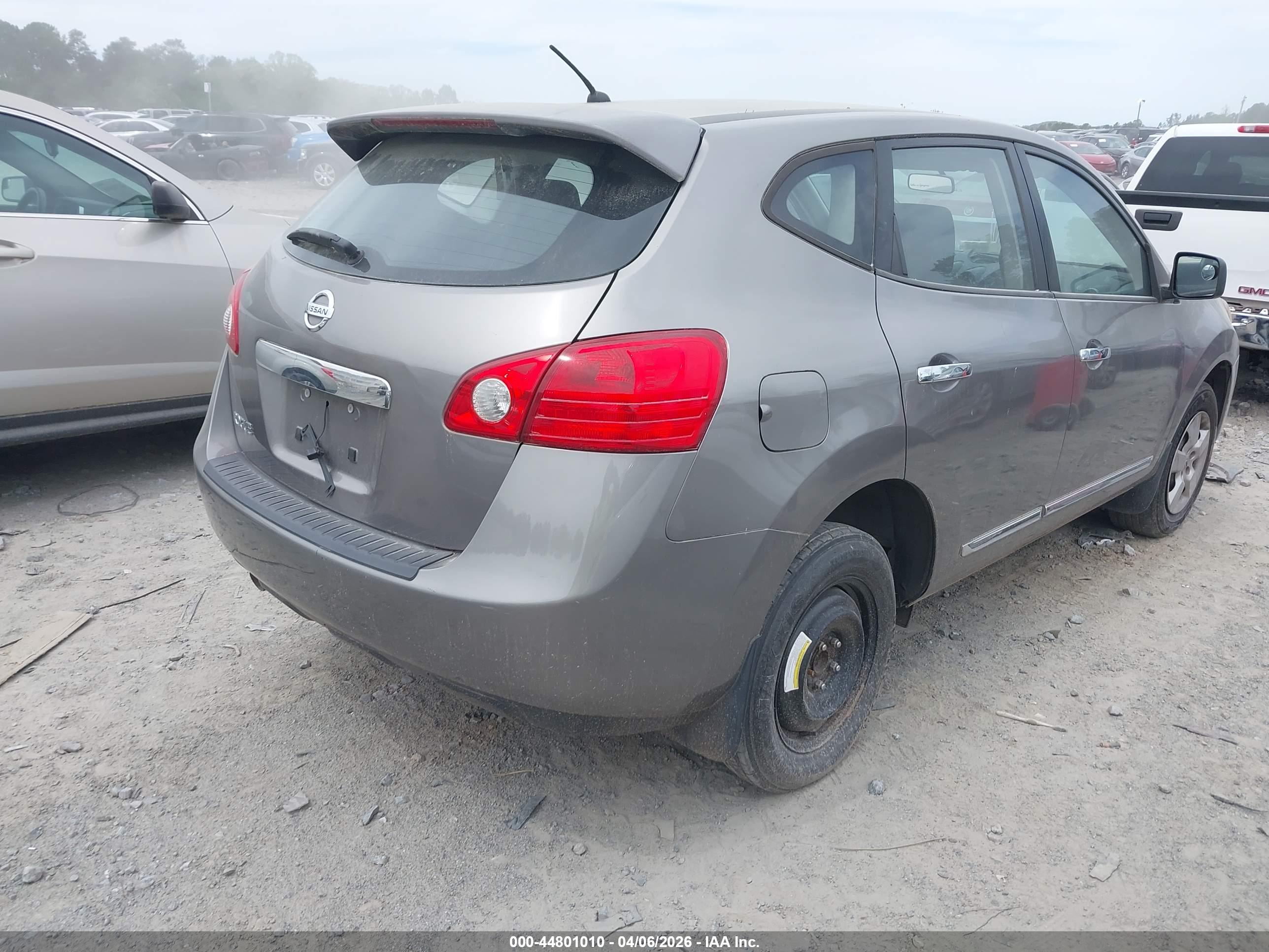 NISSAN ROGUE image 4