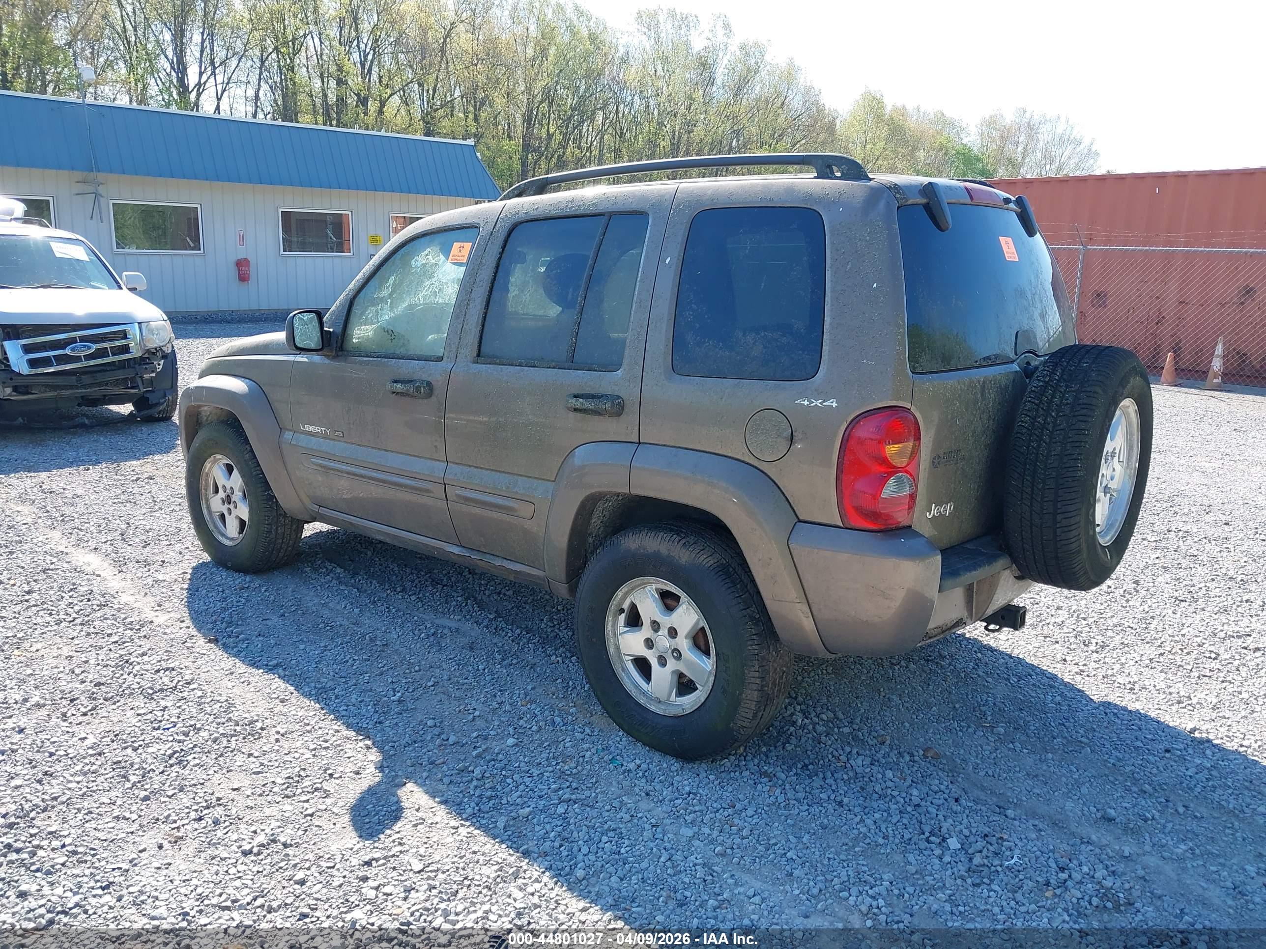 JEEP LIBERTY image 3