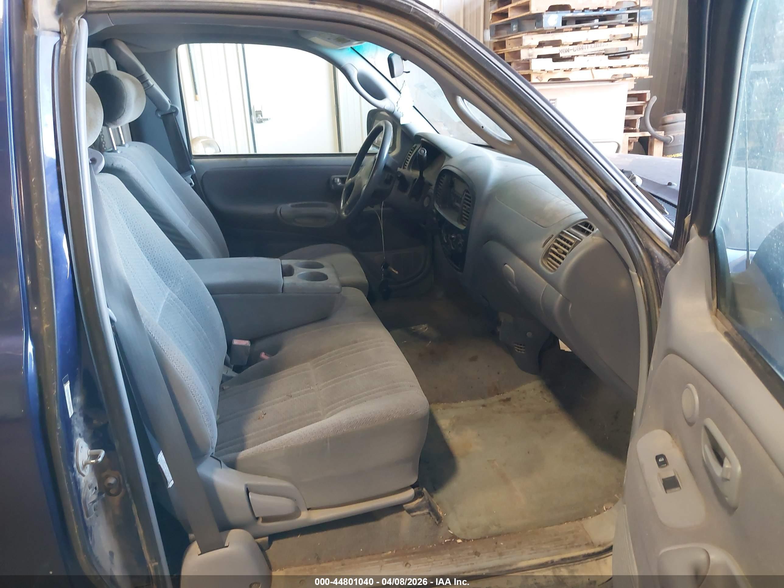 TOYOTA TUNDRA image 5