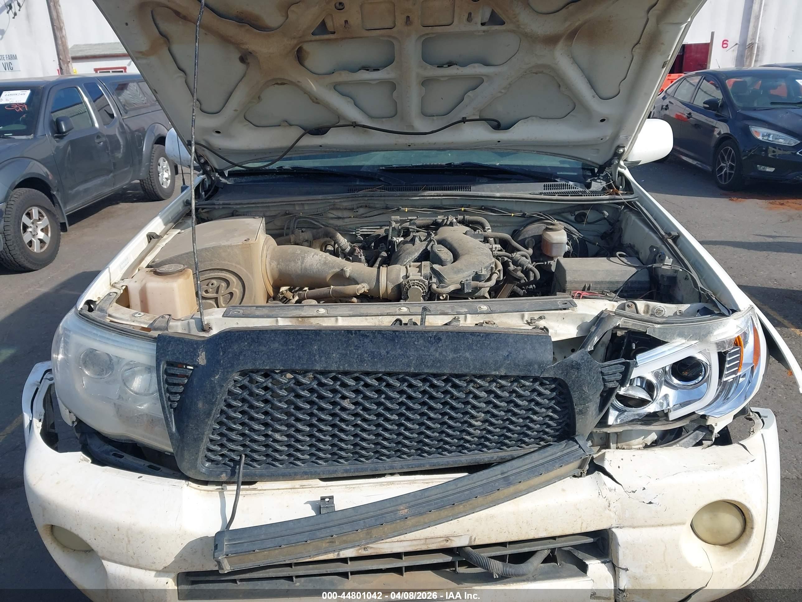 TOYOTA TACOMA image 10