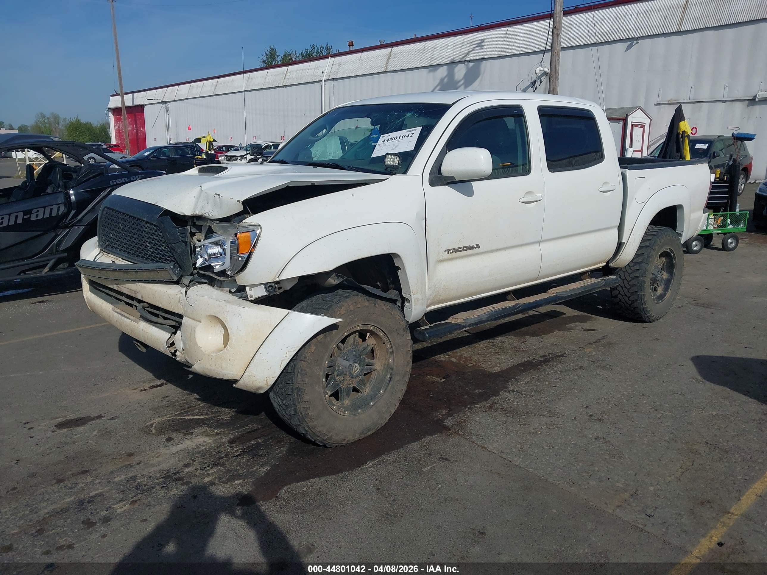 TOYOTA TACOMA image 2