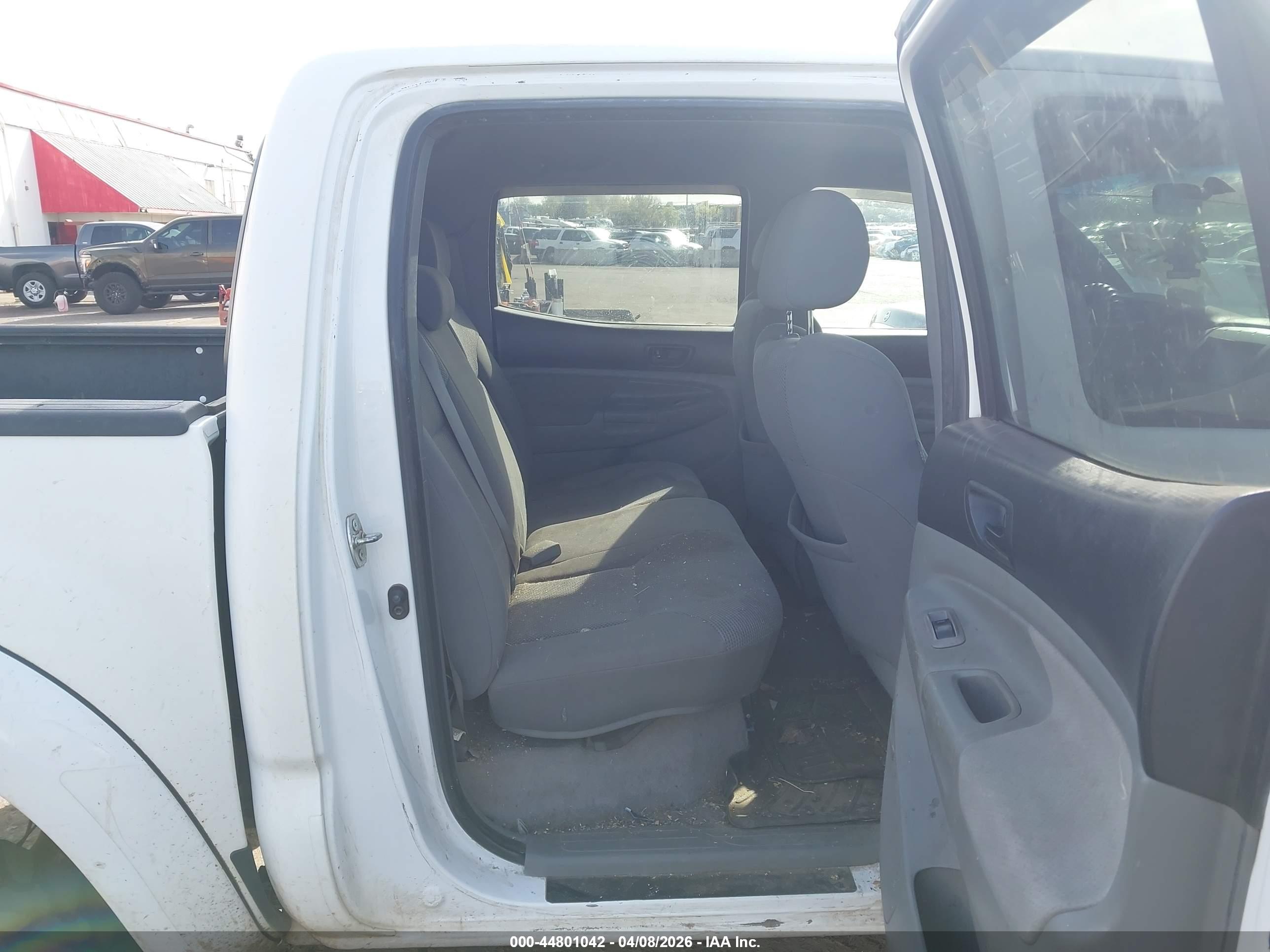 TOYOTA TACOMA image 8