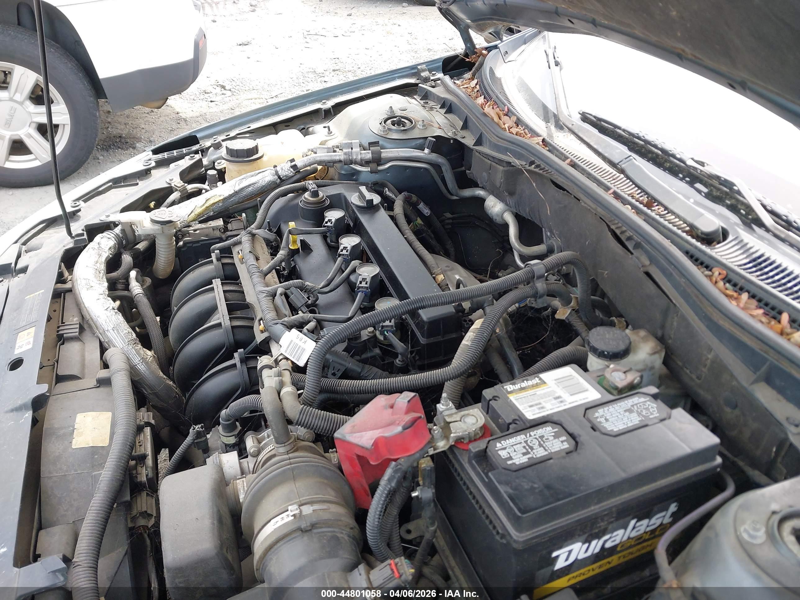 FORD FUSION image 10