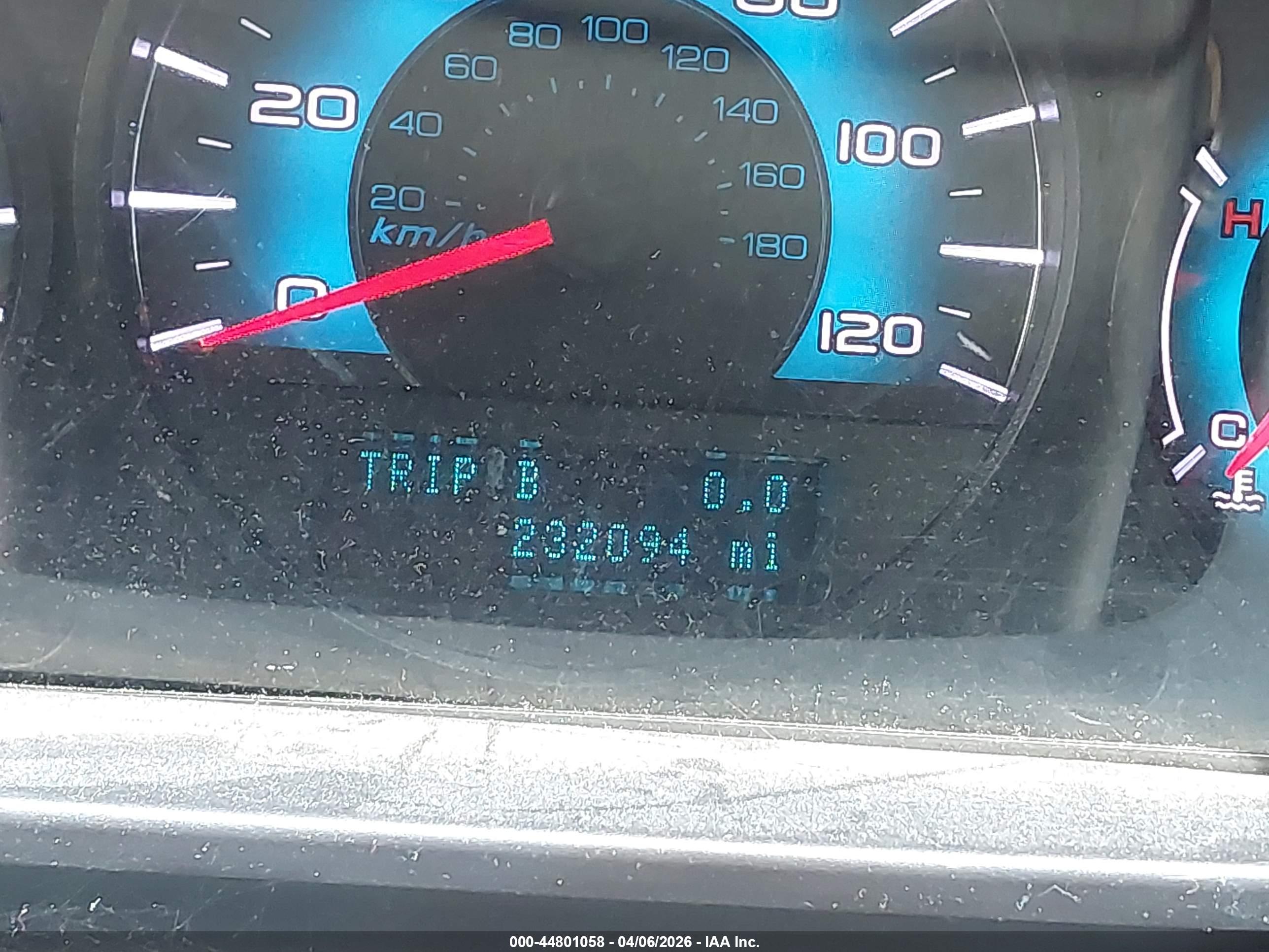 FORD FUSION image 7