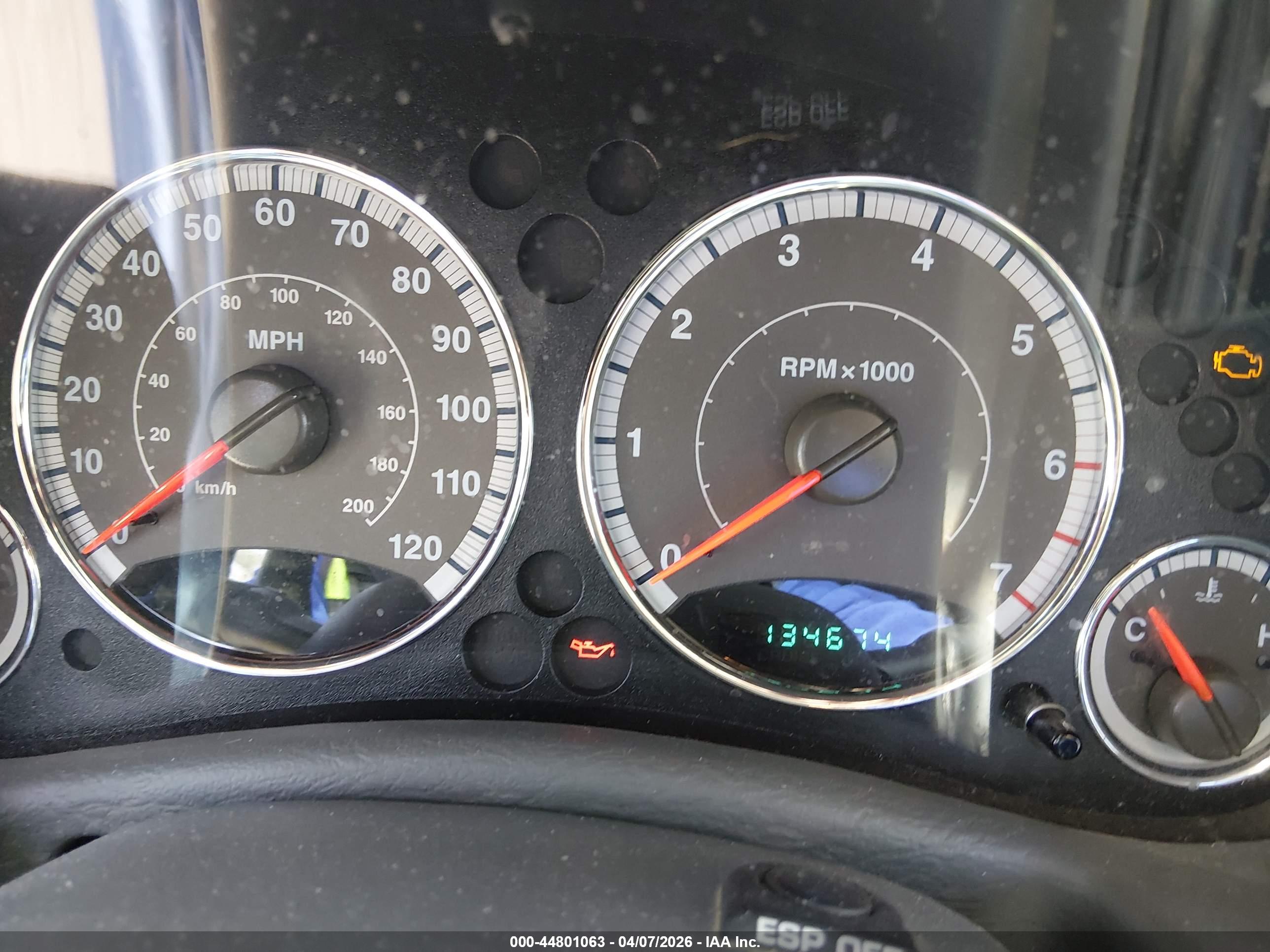 JEEP LIBERTY image 7
