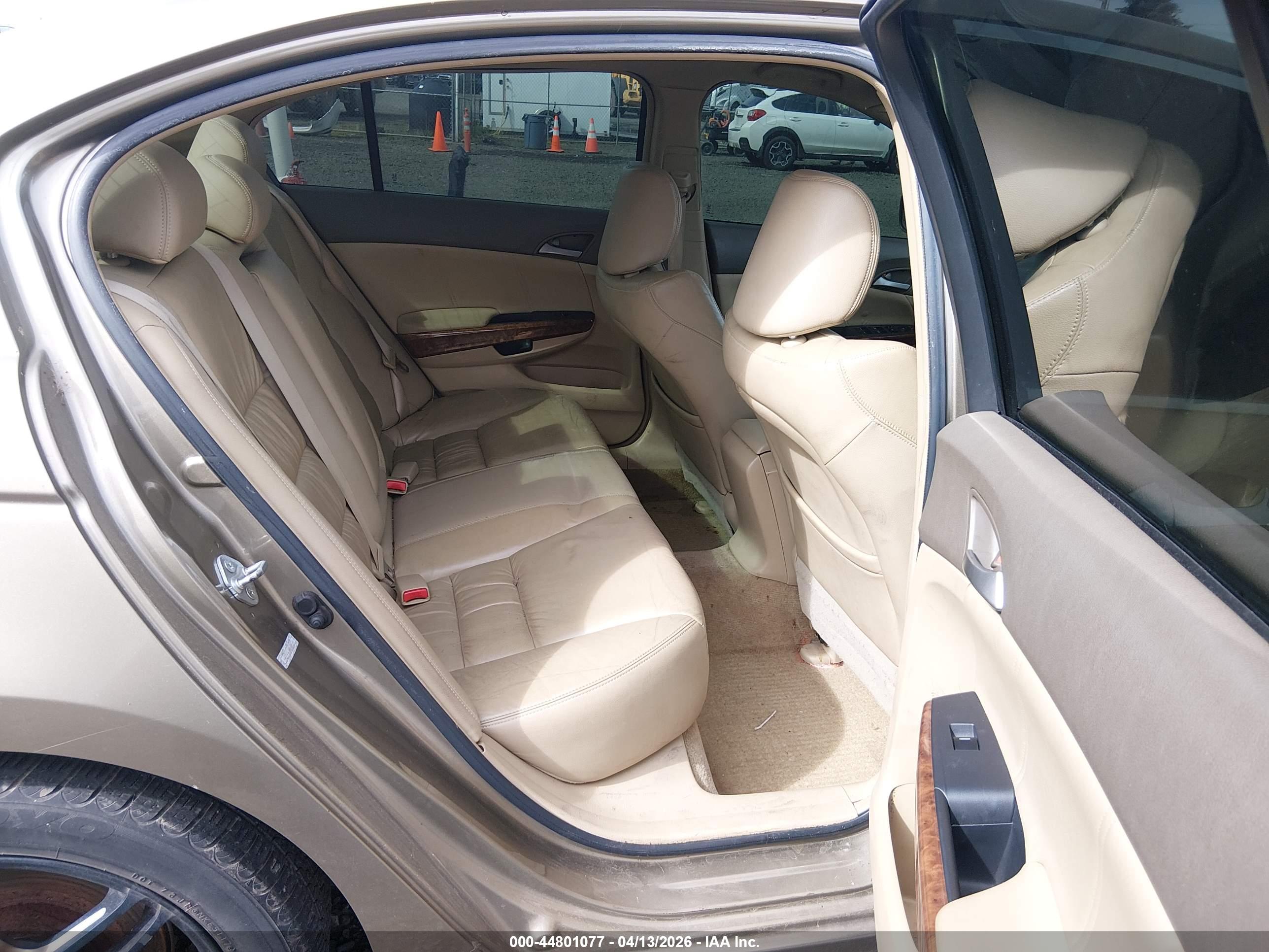 HONDA ACCORD image 8