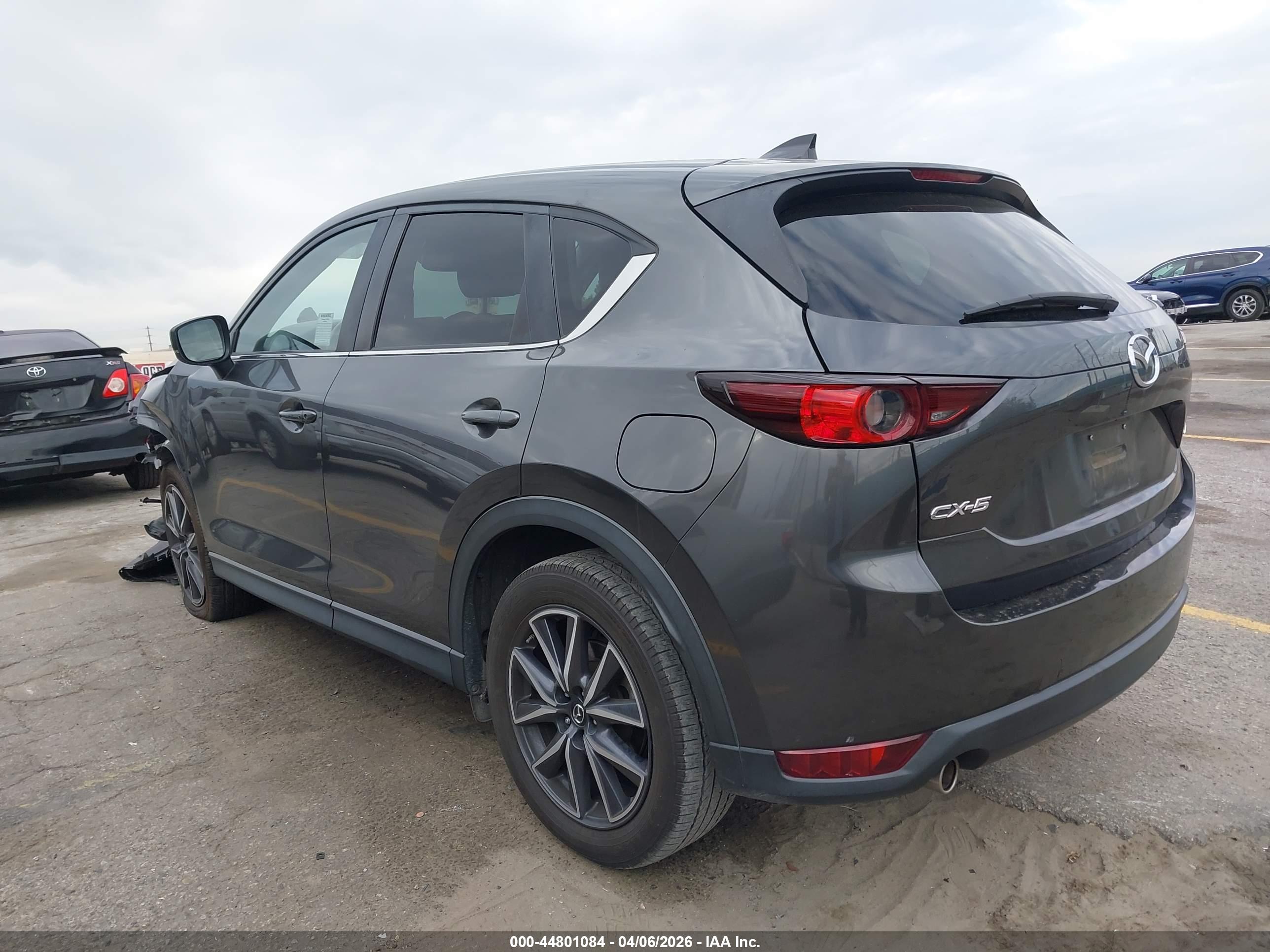 MAZDA CX-5 image 3