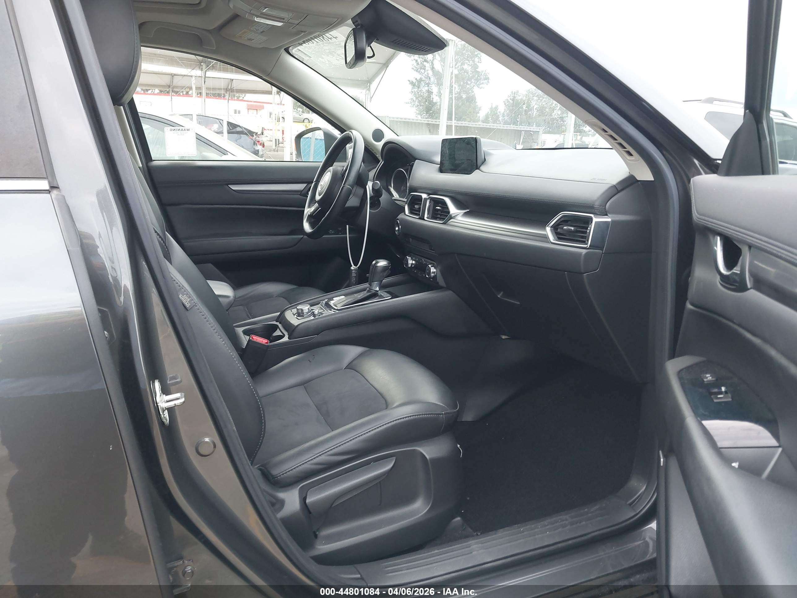MAZDA CX-5 image 5