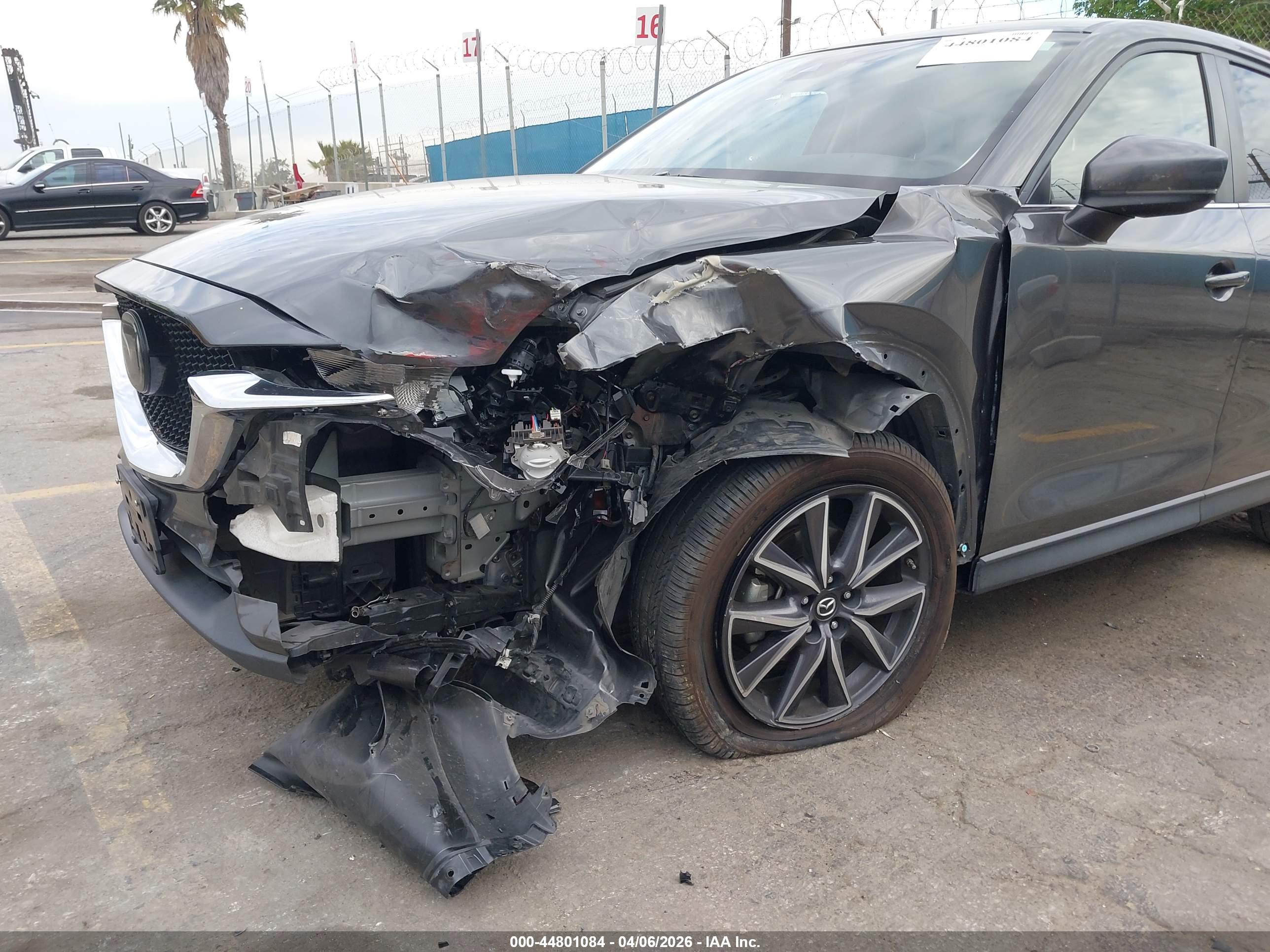MAZDA CX-5 image 6