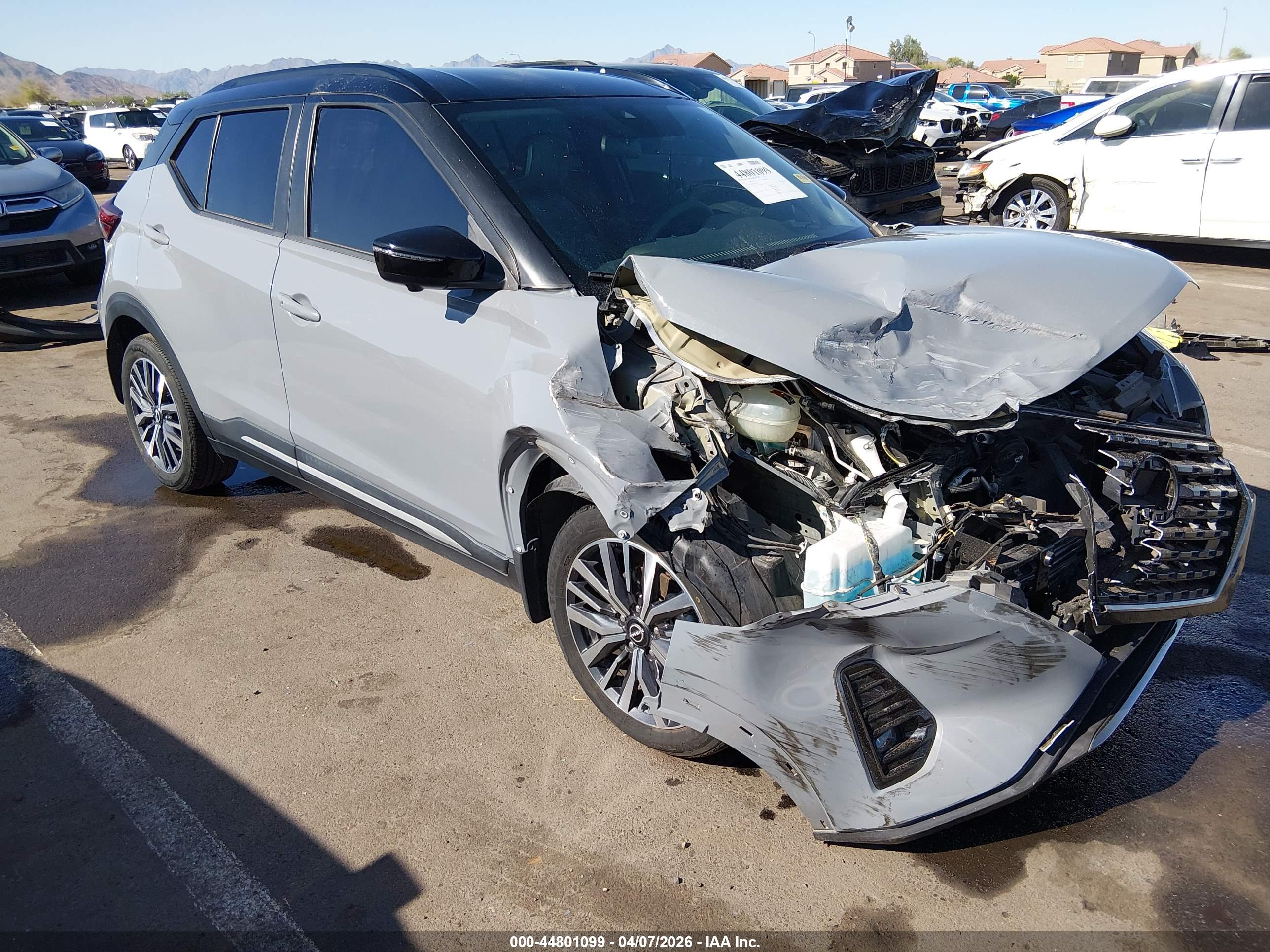 NISSAN KICKS image 6