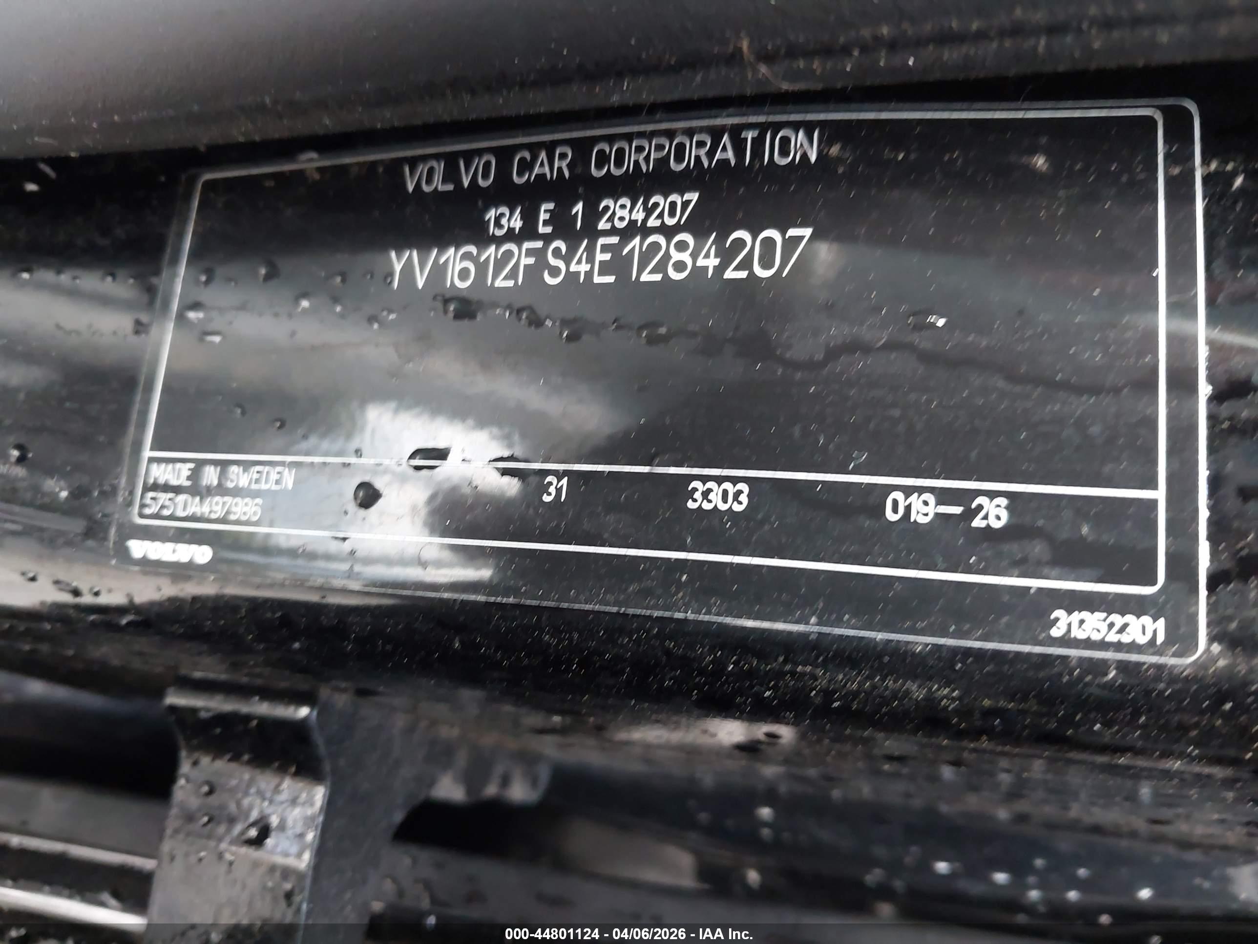 VOLVO S60 image 9