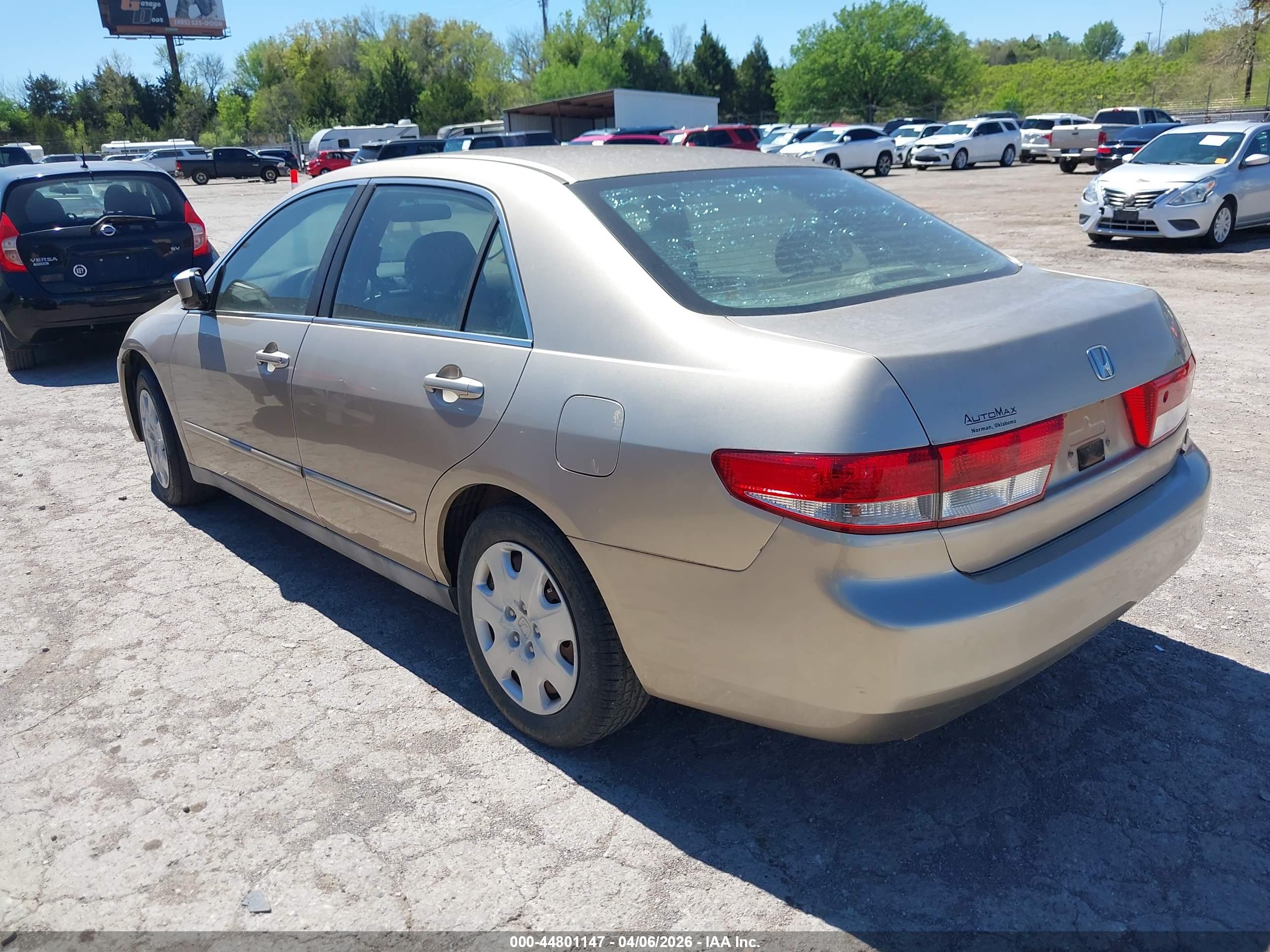 HONDA ACCORD image 3
