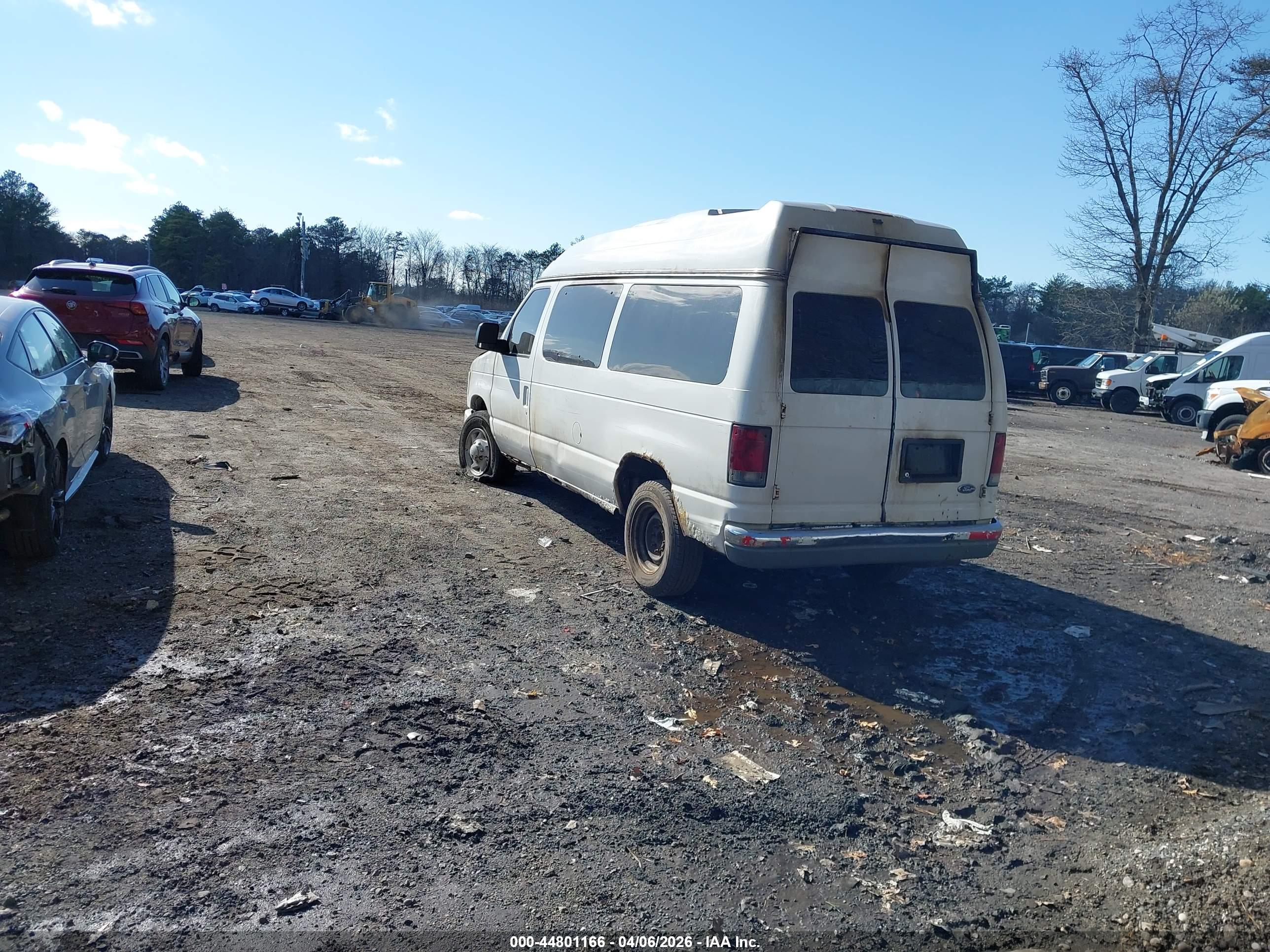 FORD E-350 image 3