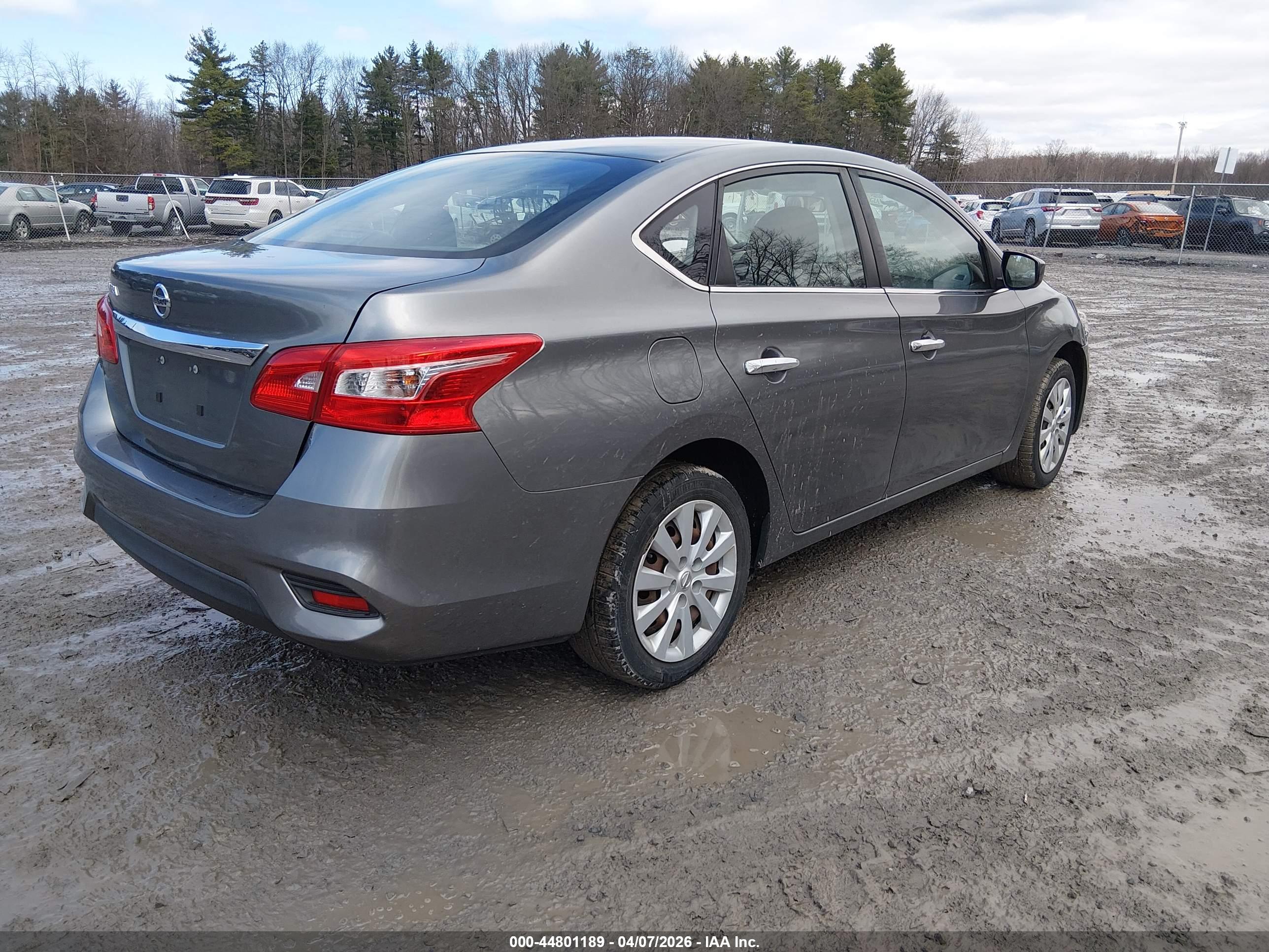 NISSAN SENTRA image 4