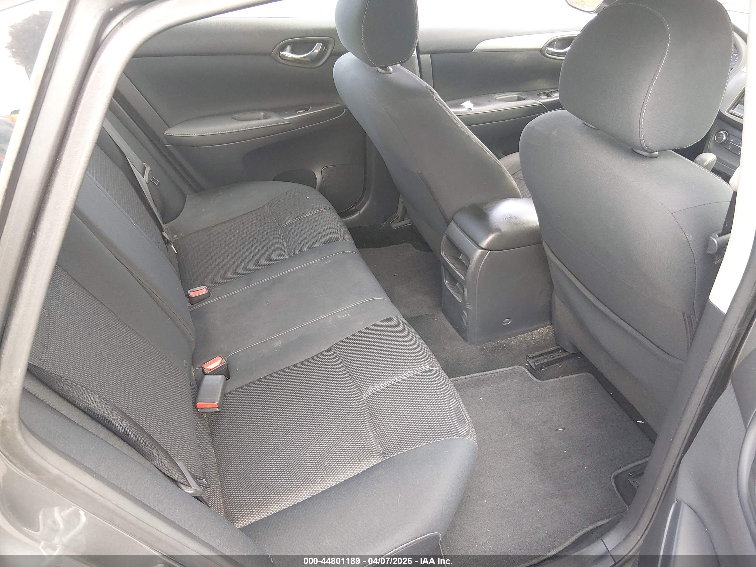 NISSAN SENTRA image 8