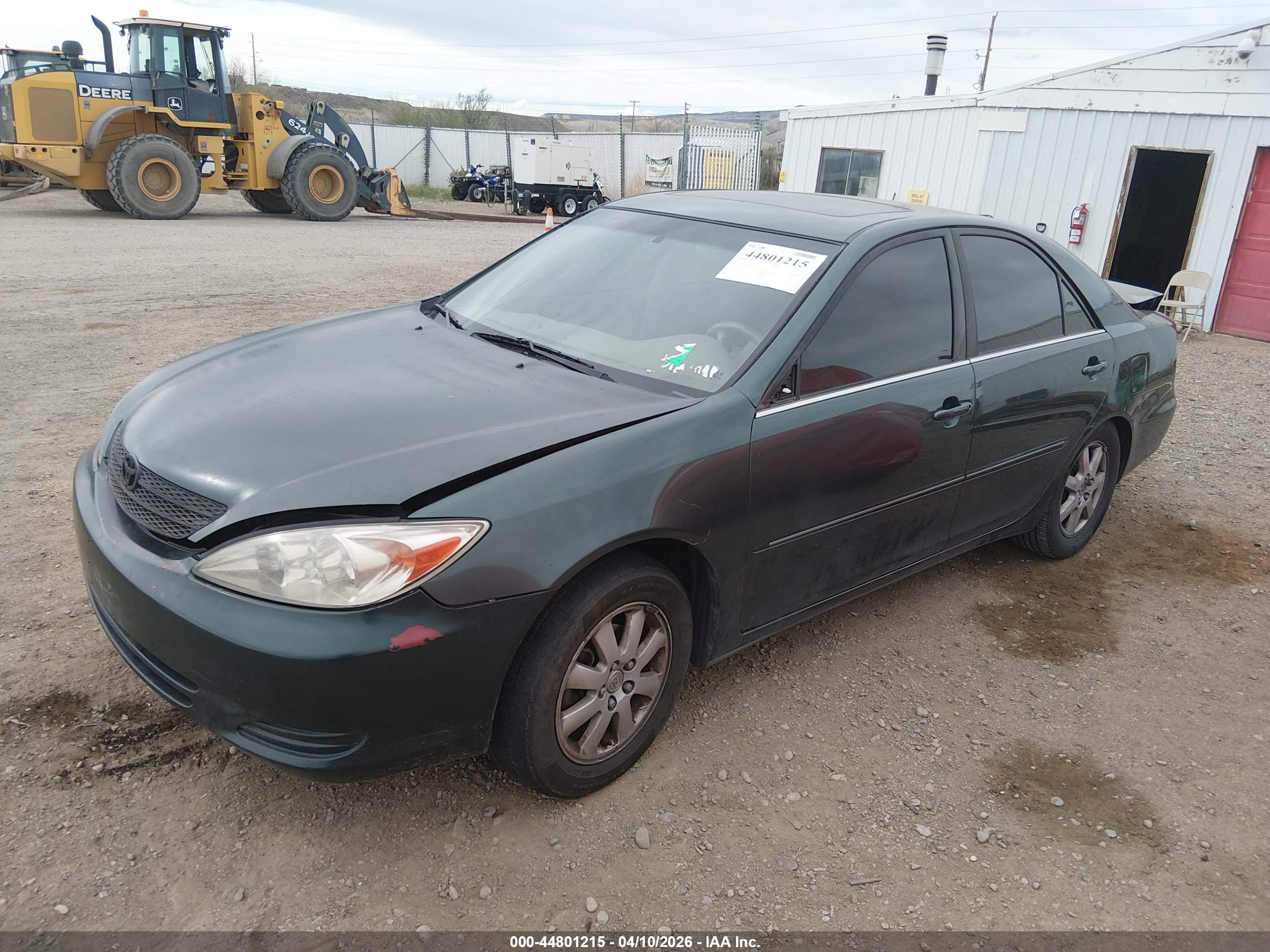 TOYOTA CAMRY image 2