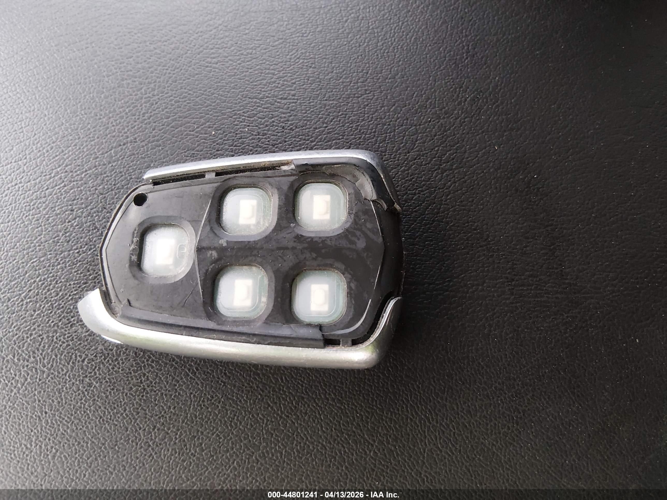 CADILLAC XT5 image 11