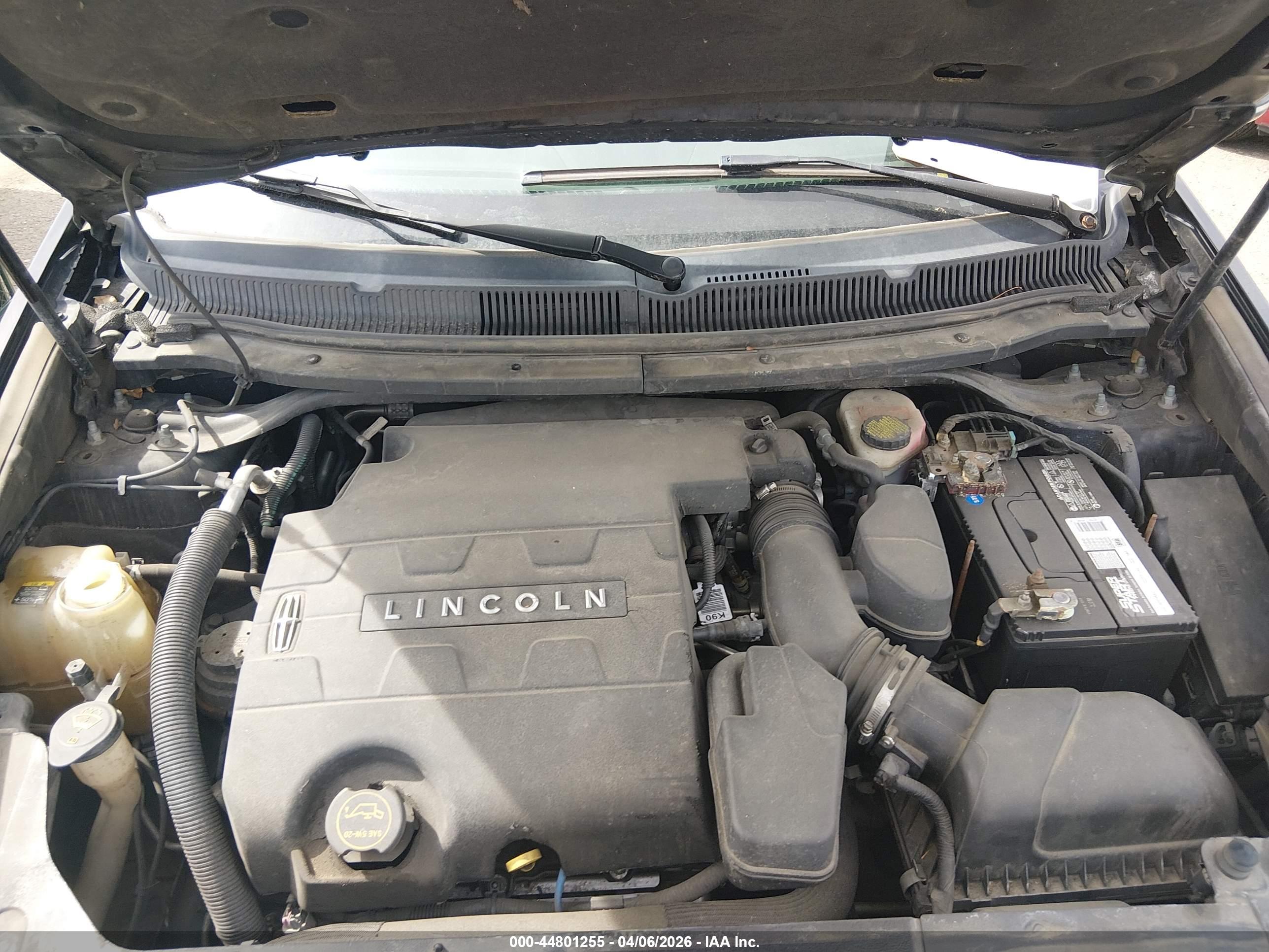 LINCOLN MKT image 10