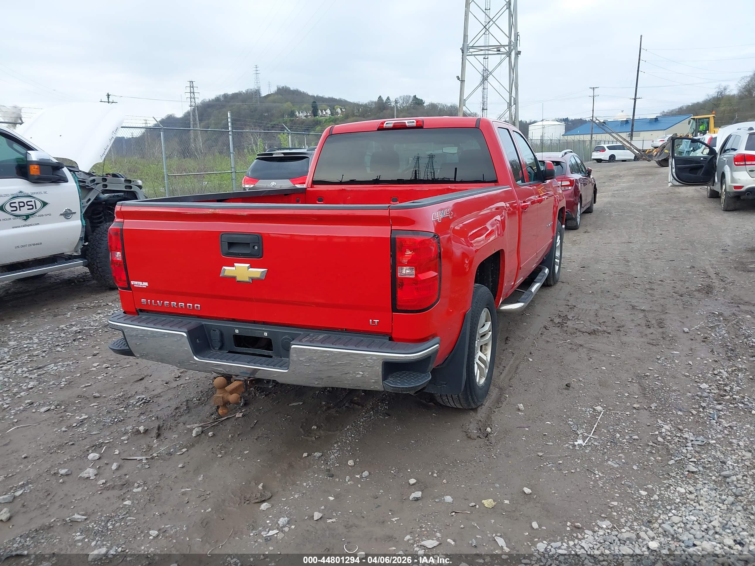 CHEVROLET SILVERADO image 4